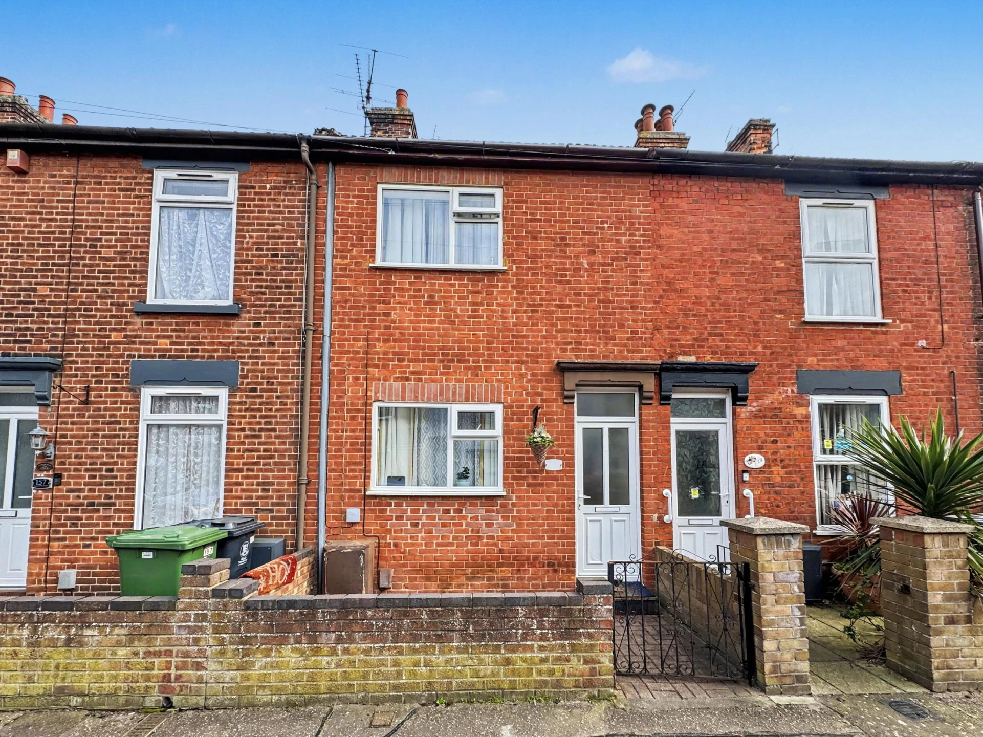 Property enquiry form background image