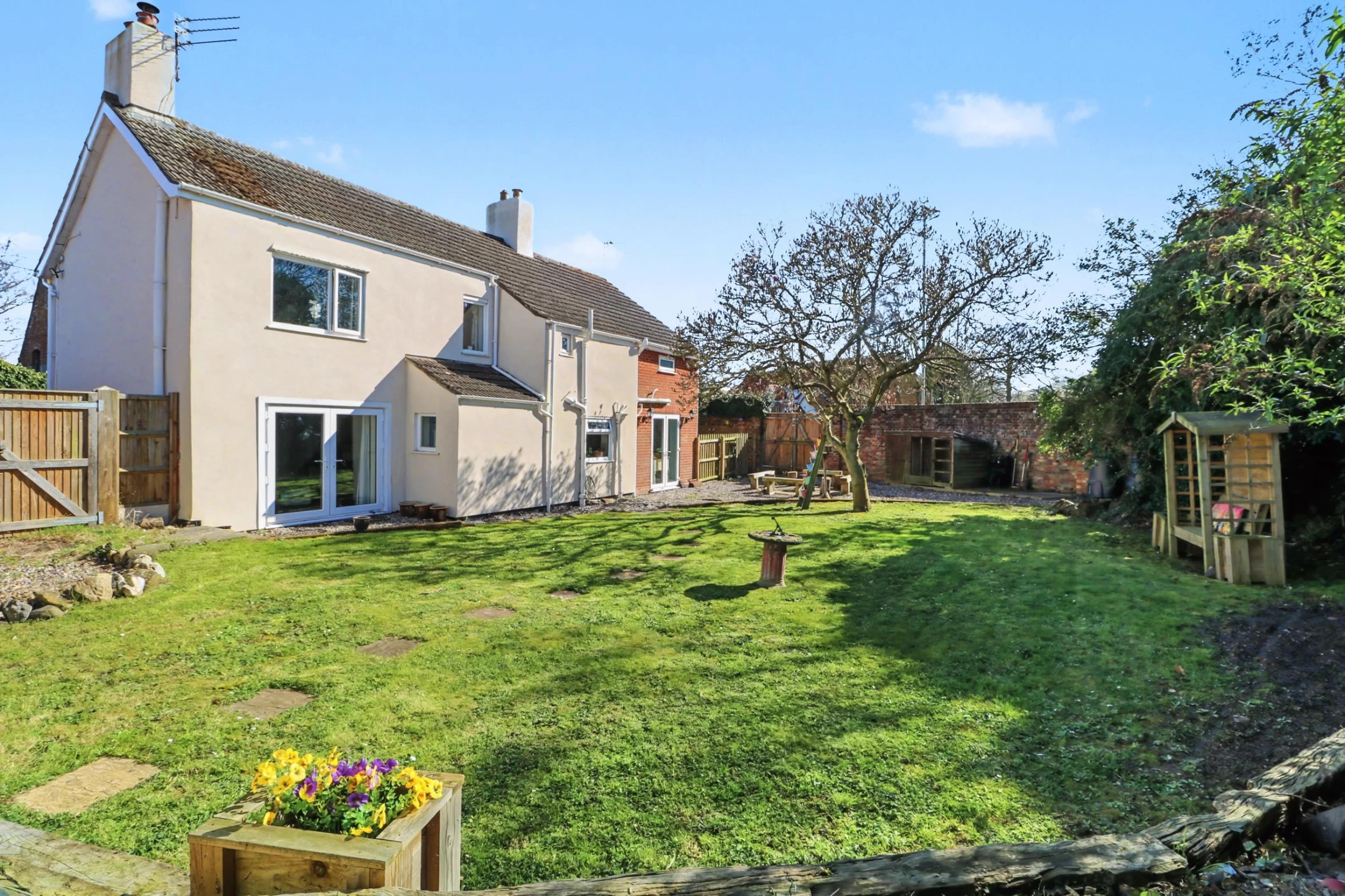 Property enquiry form background image