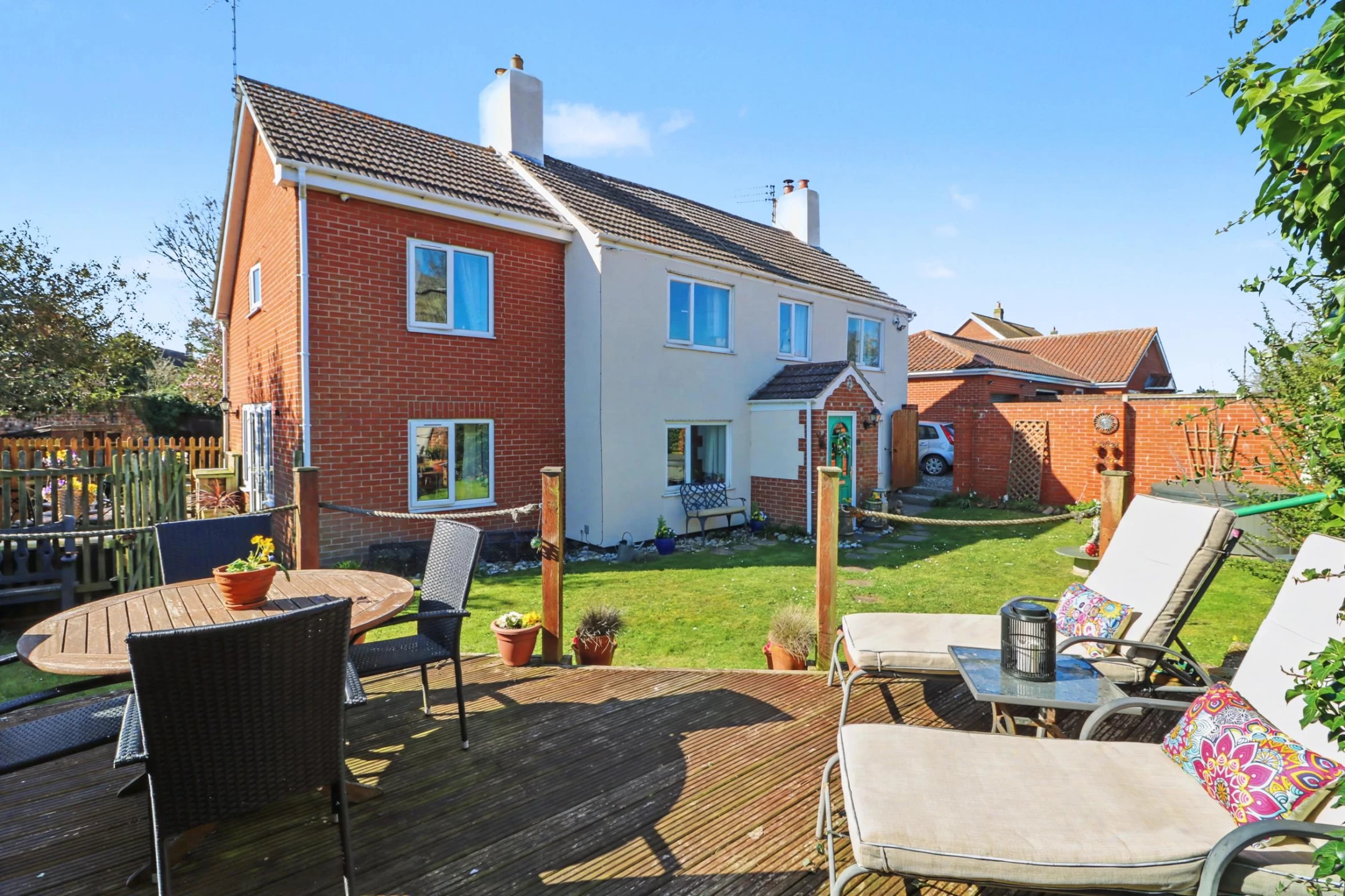 Property enquiry form background image