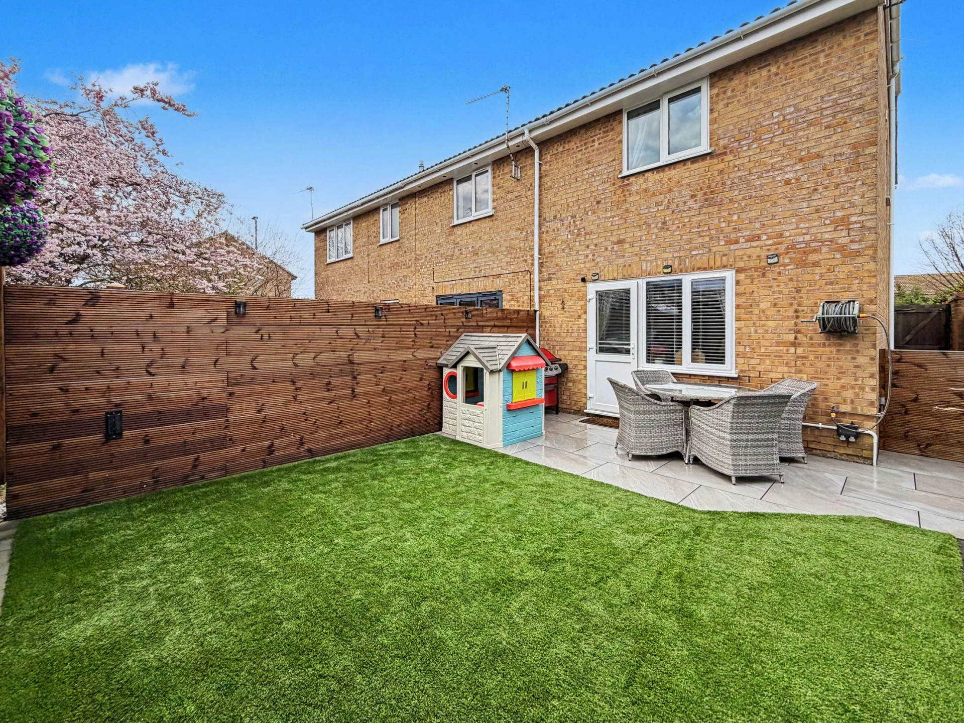 Property enquiry form background image