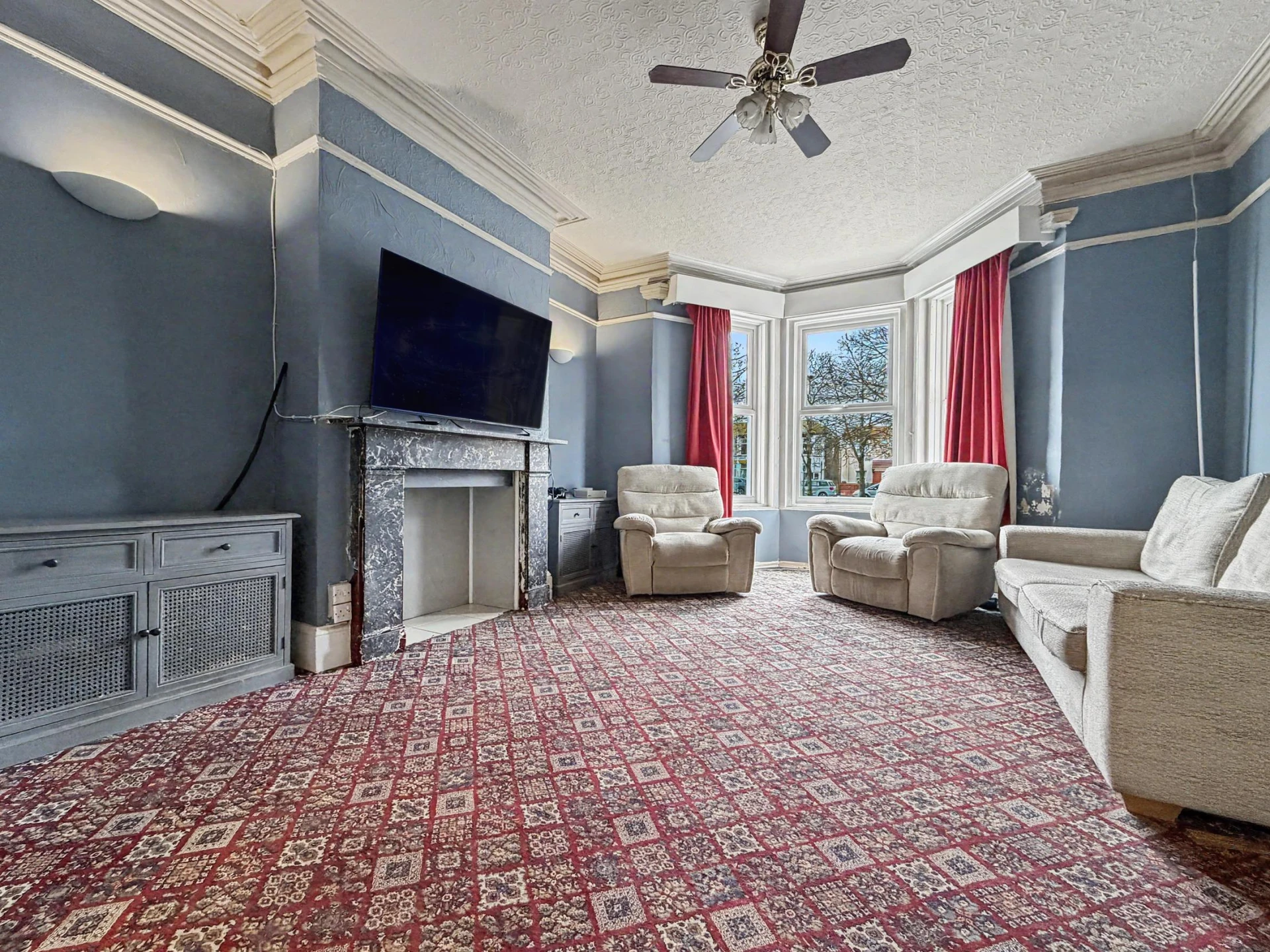 Property enquiry form background image