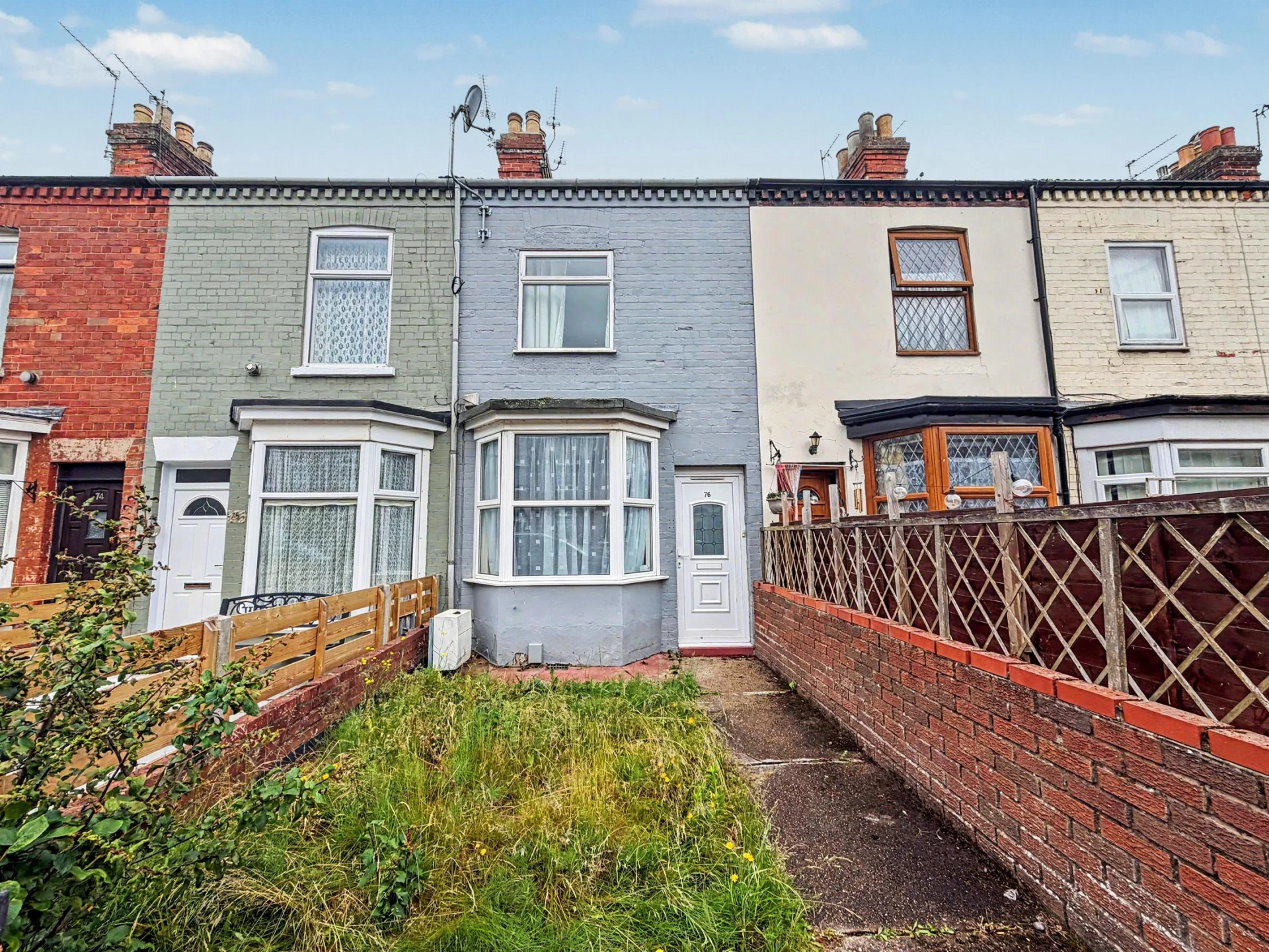 Property enquiry form background image