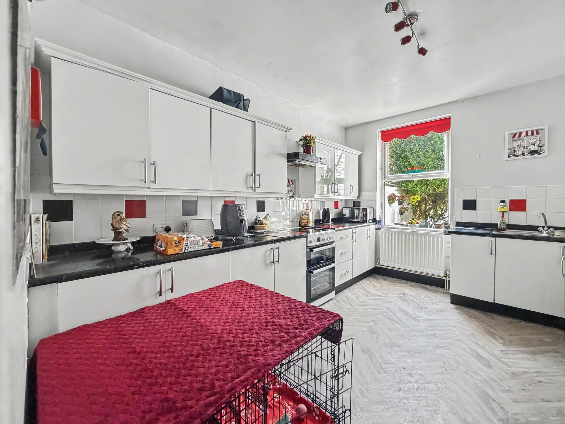 Listing image