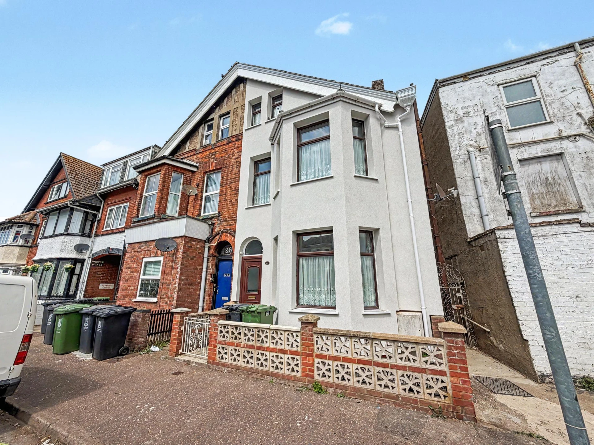 Property enquiry form background image