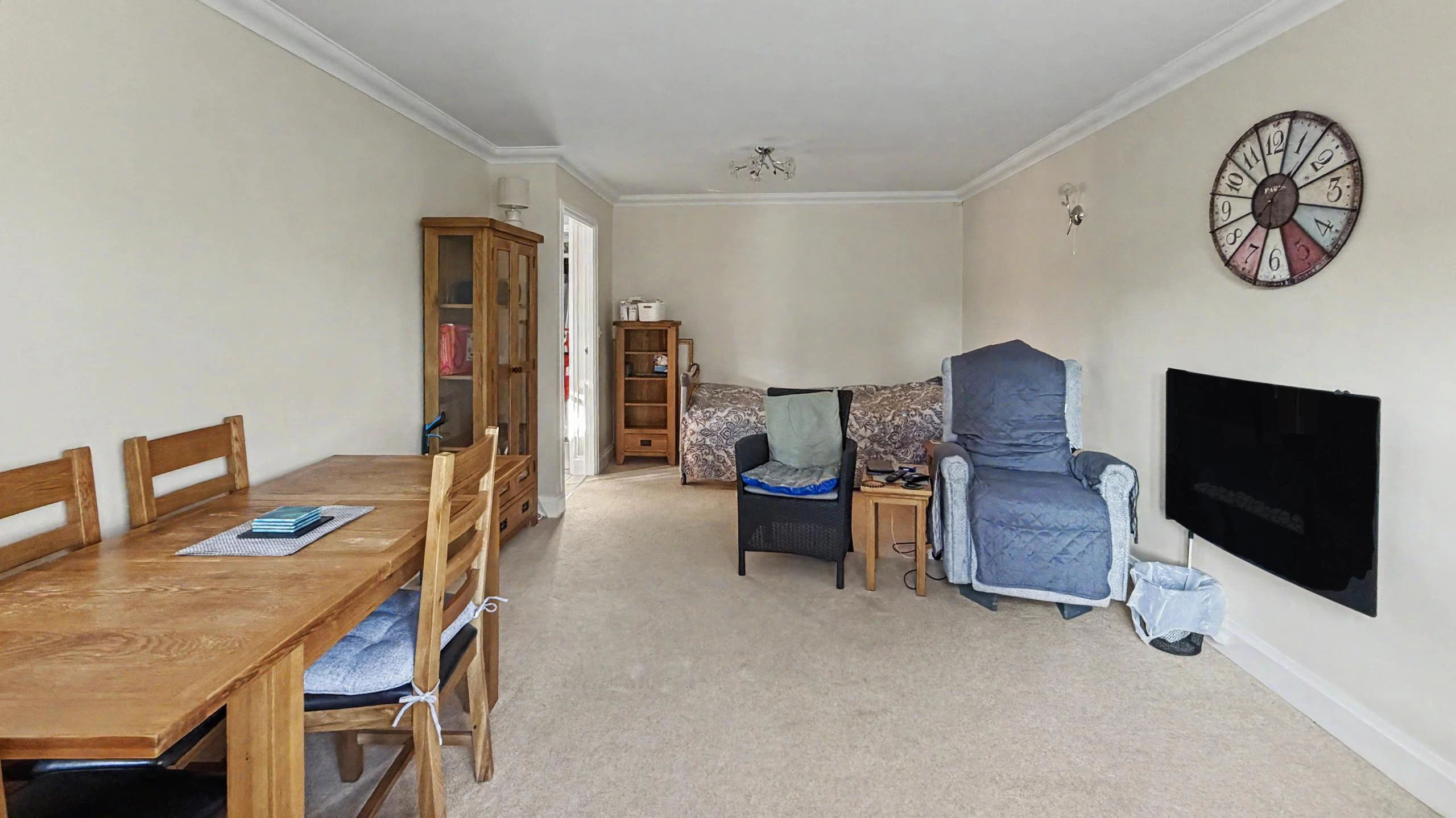 Property enquiry form background image