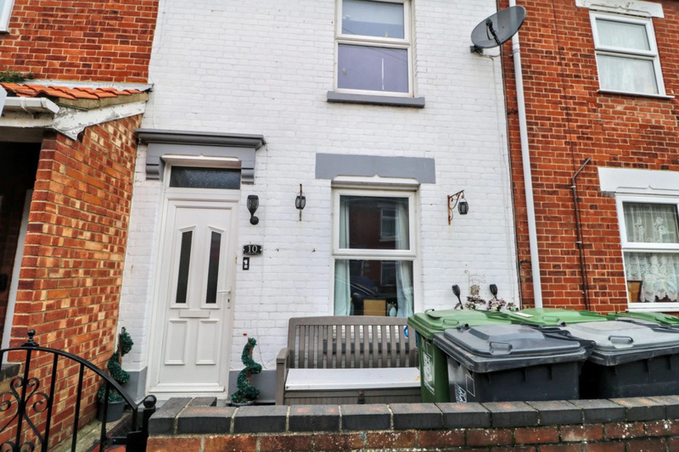 Property enquiry form background image