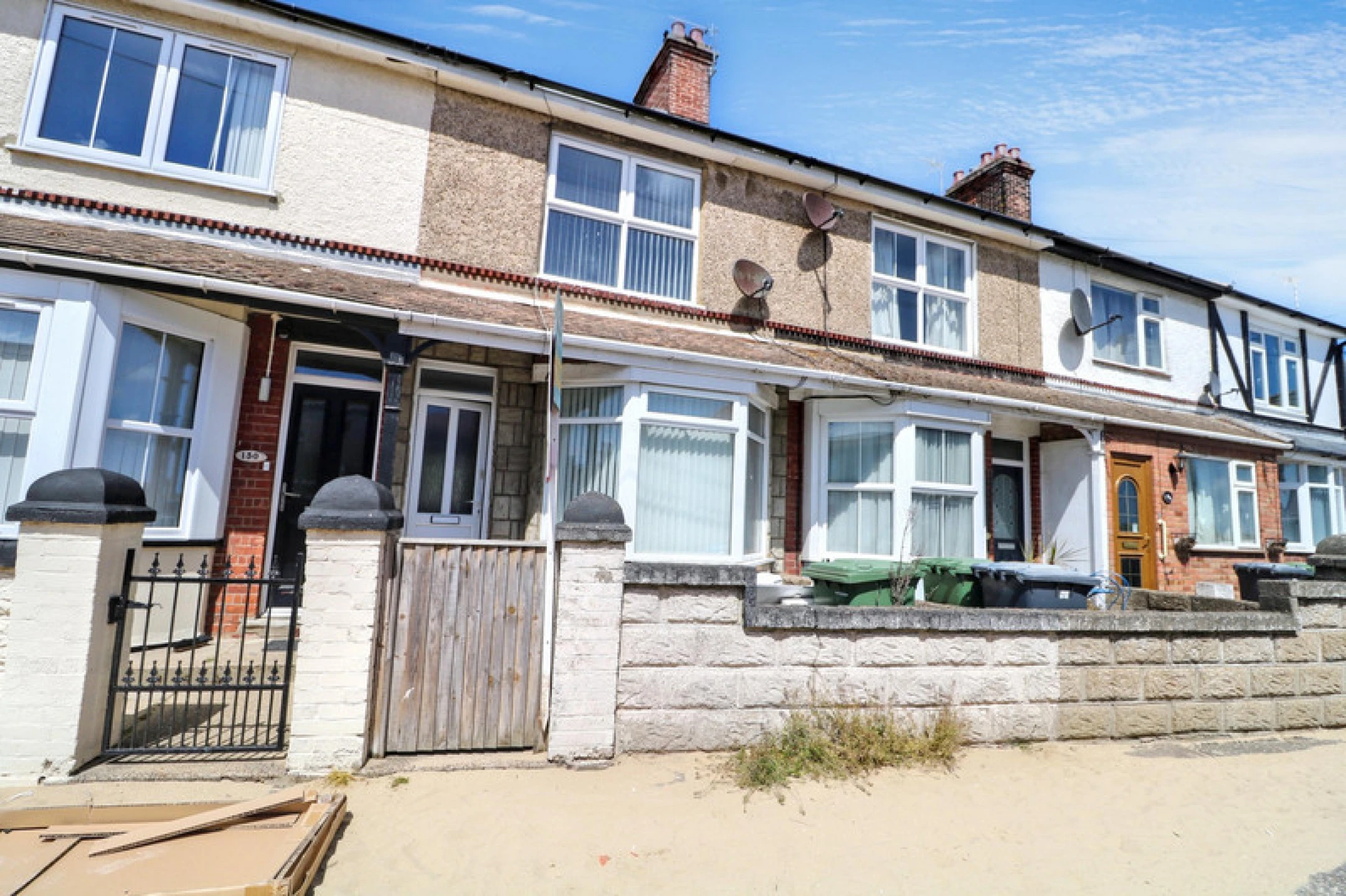 Property enquiry form background image