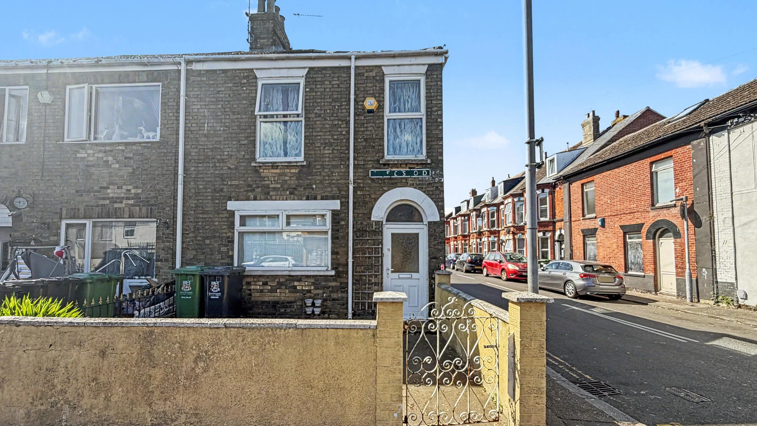 Property enquiry form background image