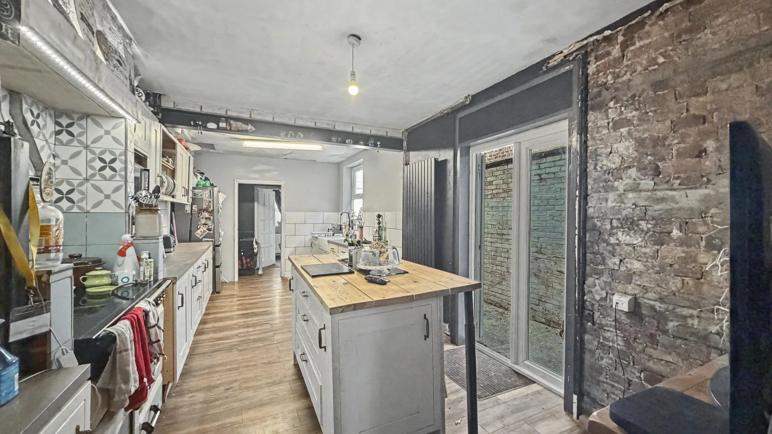 Listing image