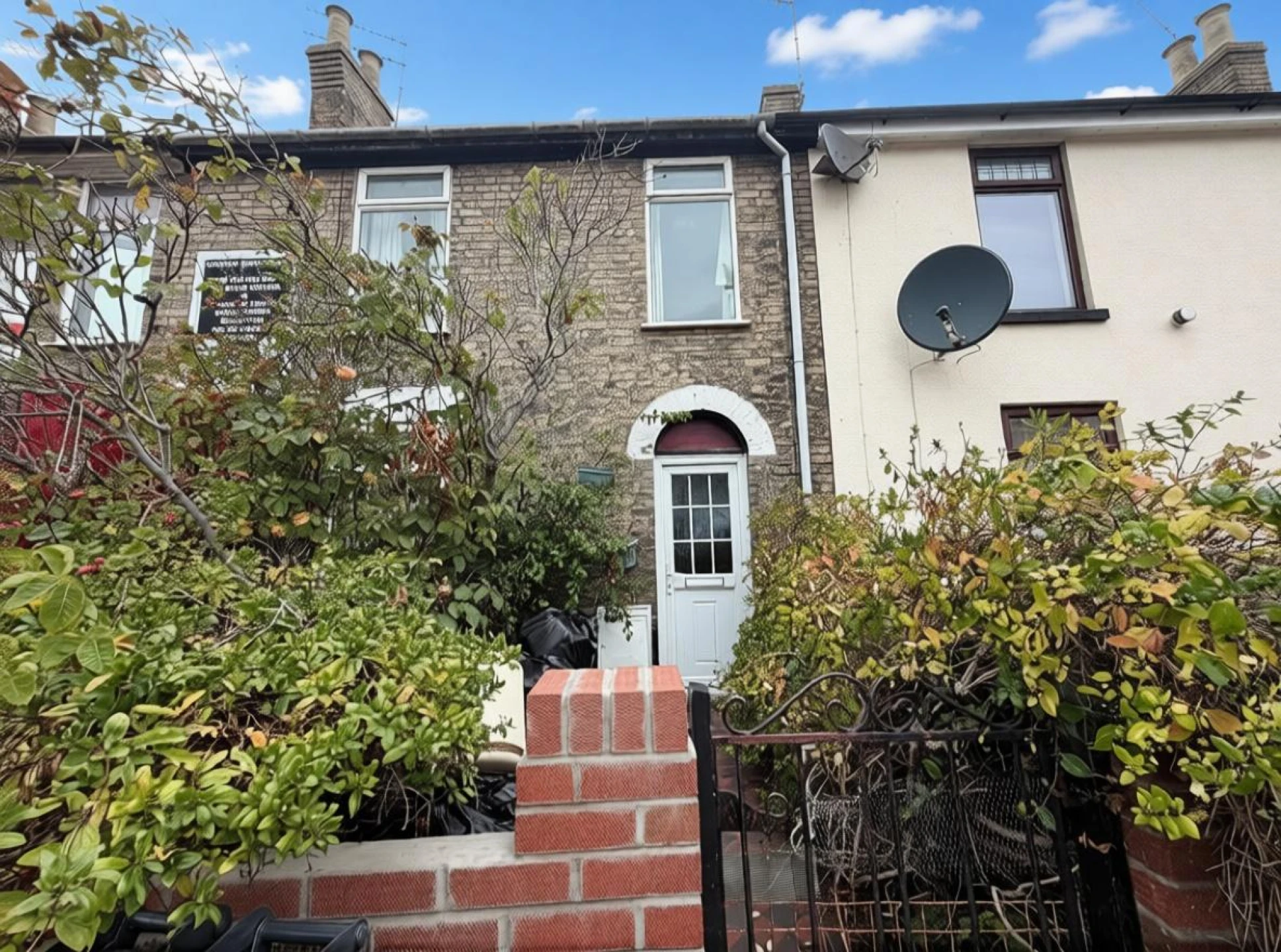Property enquiry form background image