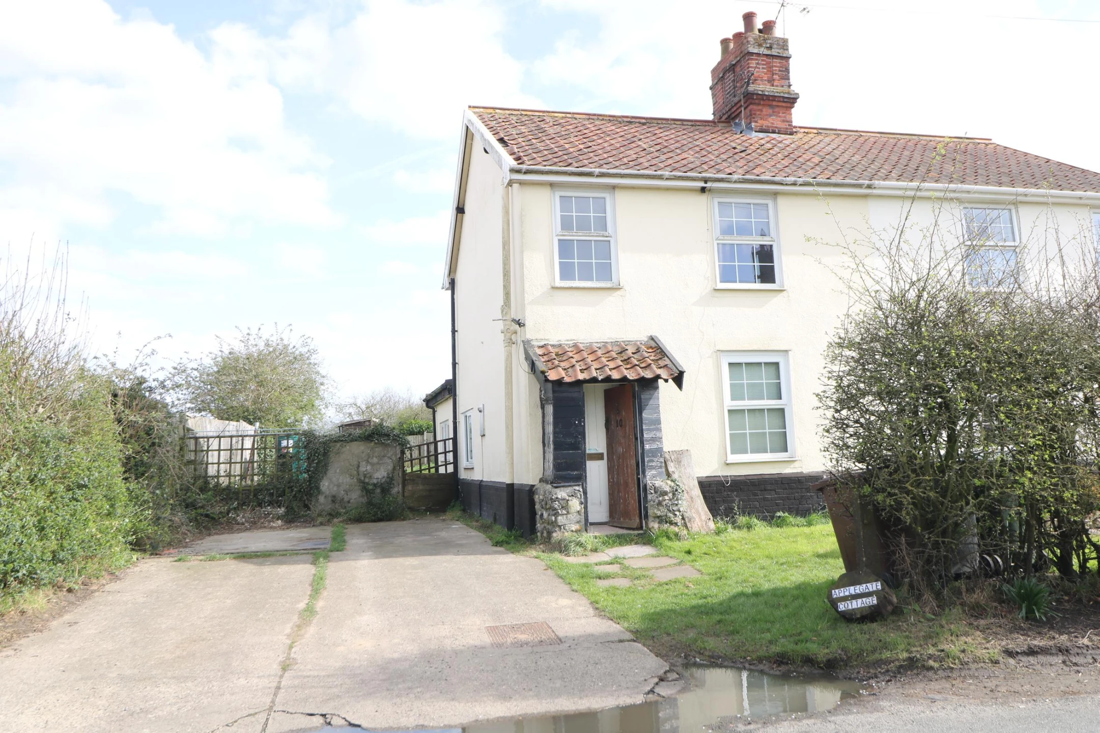 Property enquiry form background image