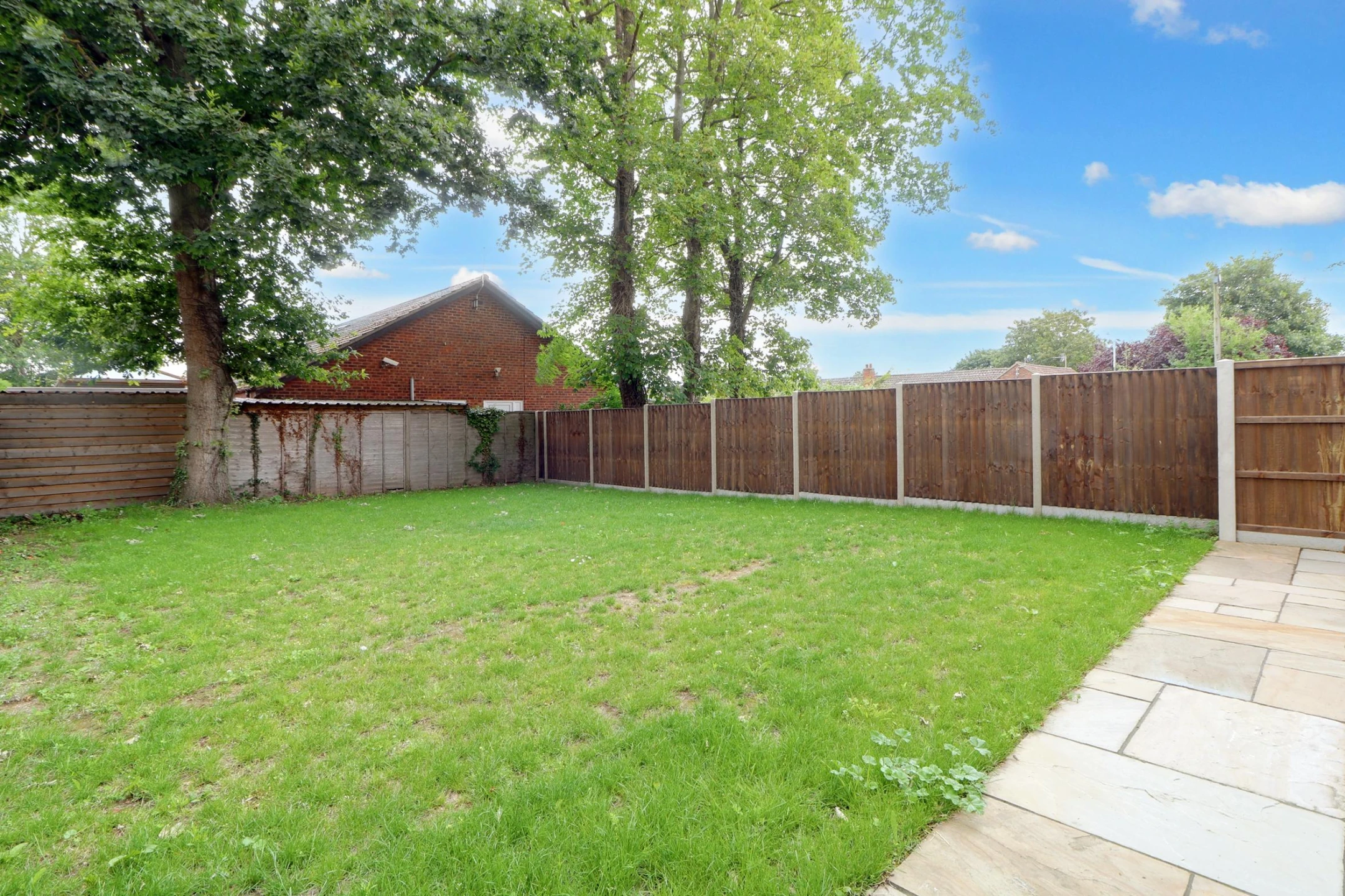 A rare opportunity to acquire a newly built linked detached house