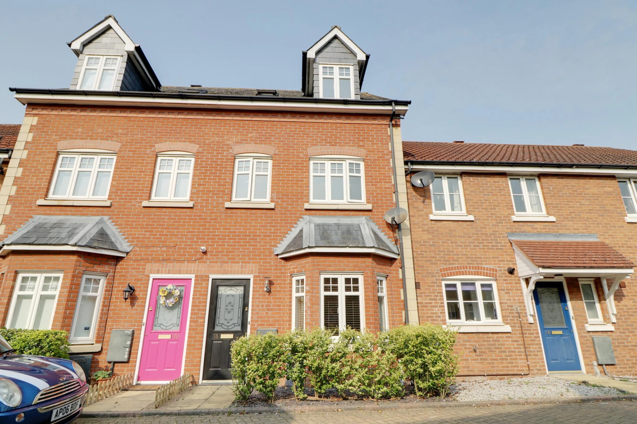 Property enquiry form background image