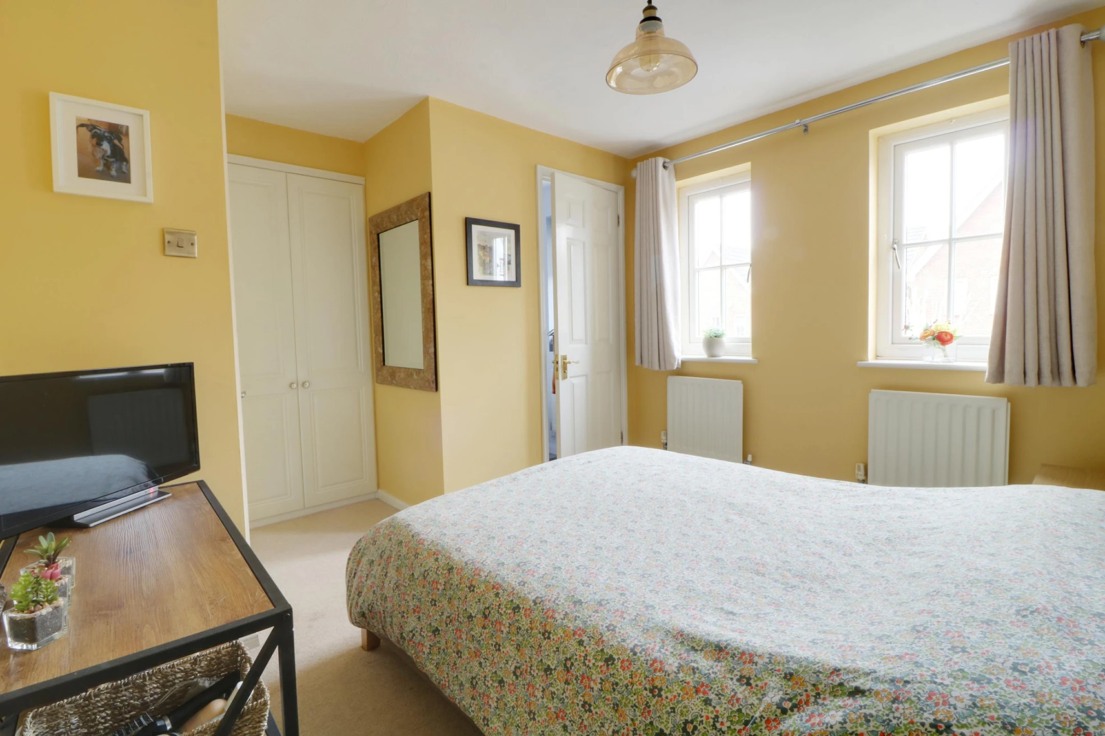 Property enquiry form background image