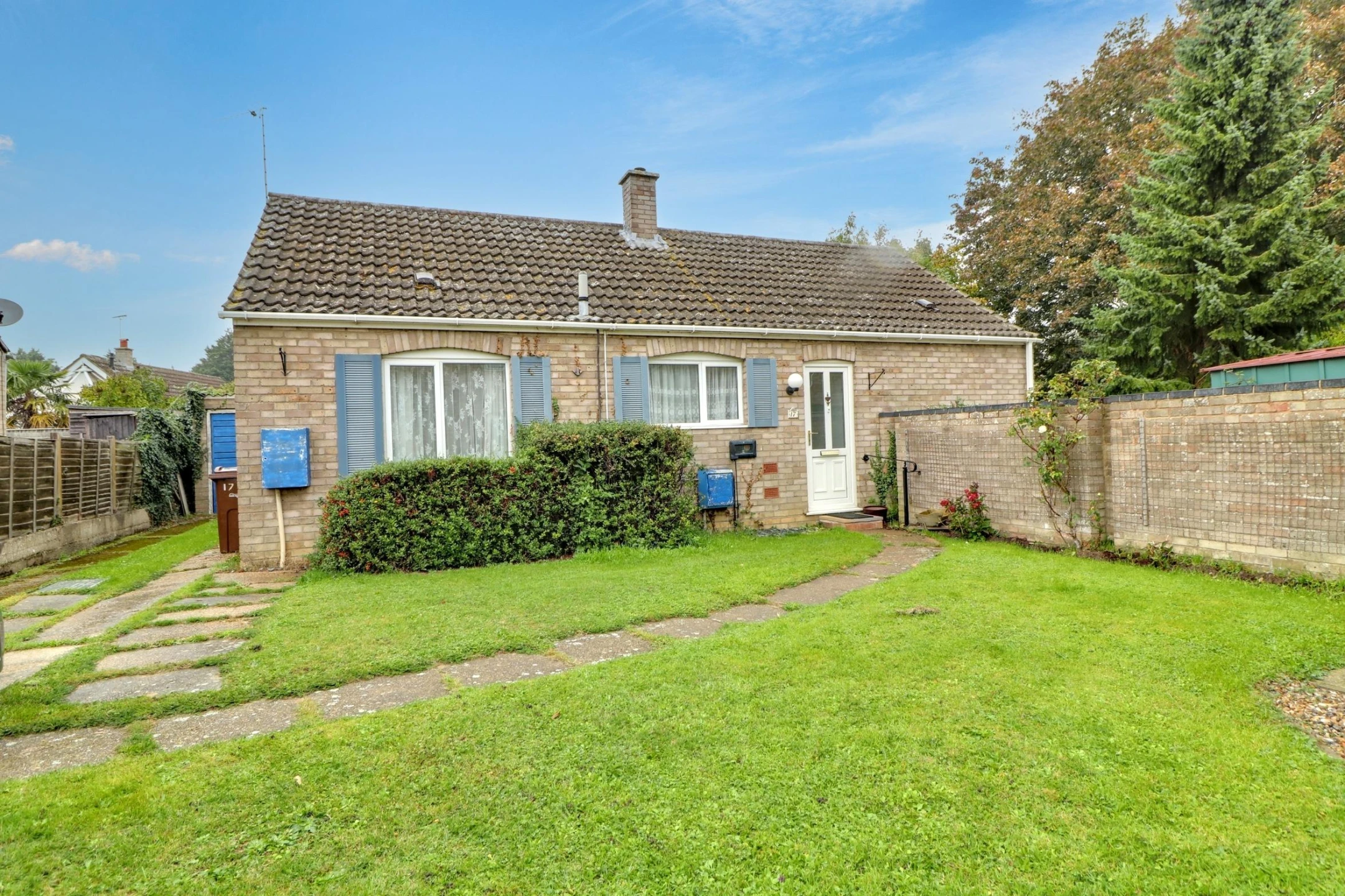 Property enquiry form background image