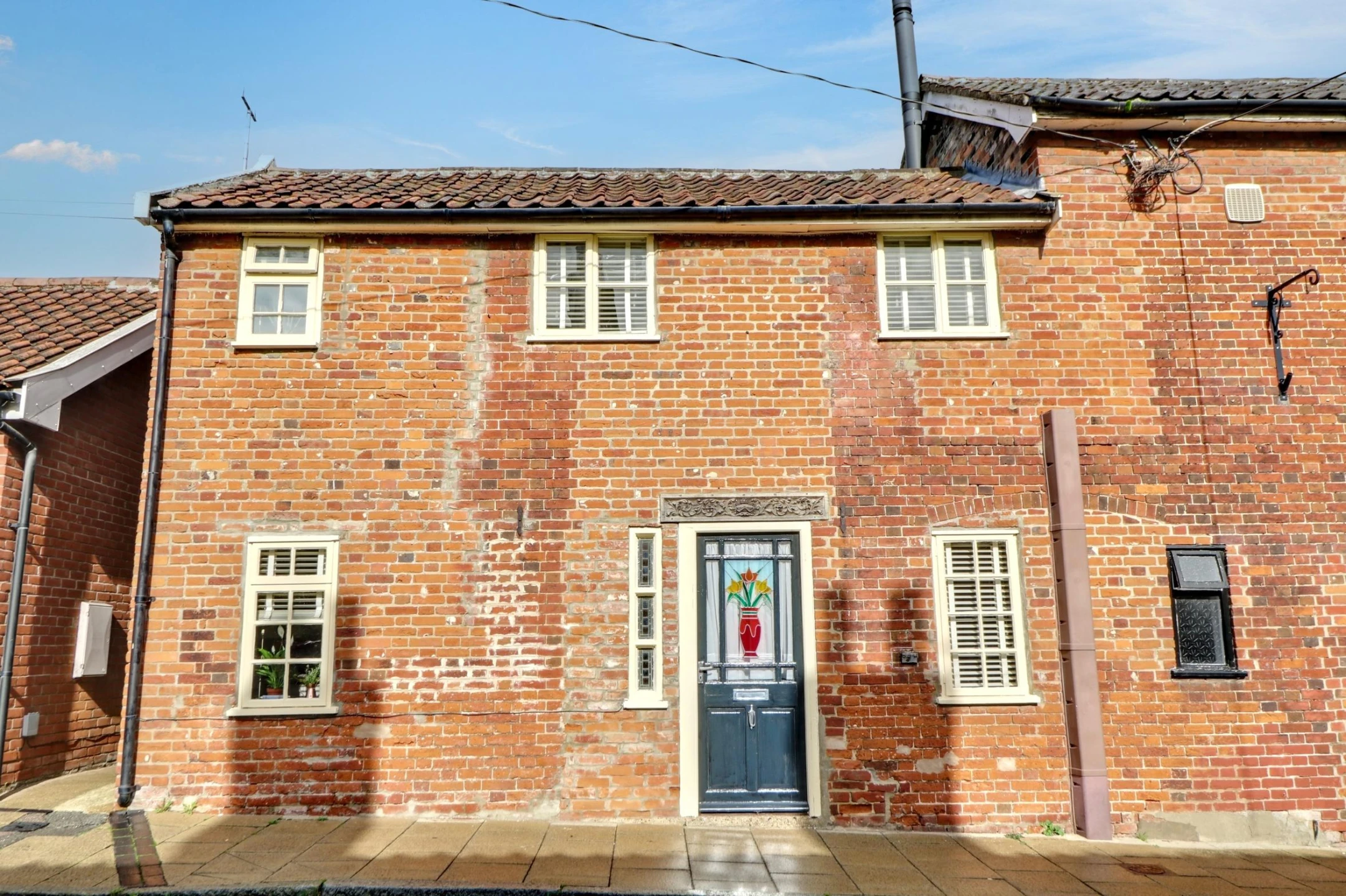 Property enquiry form background image