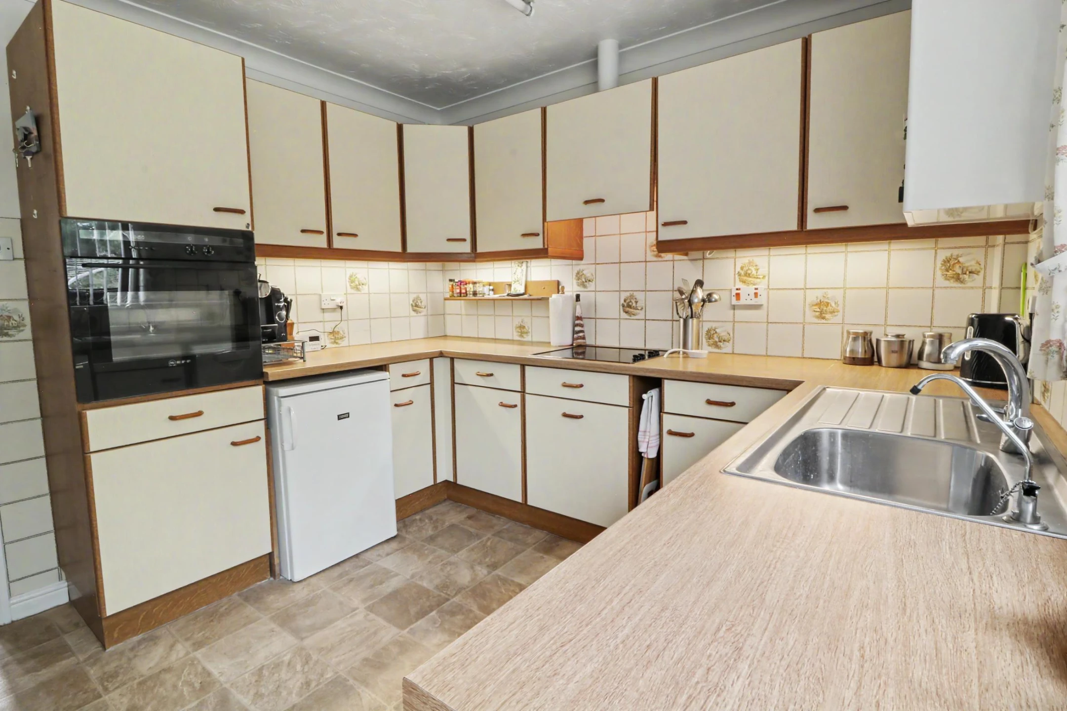 Property enquiry form background image