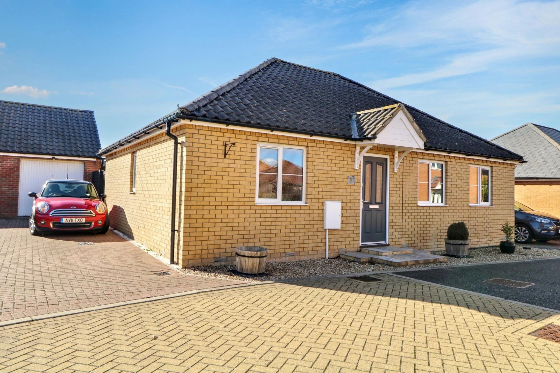 Property enquiry form background image