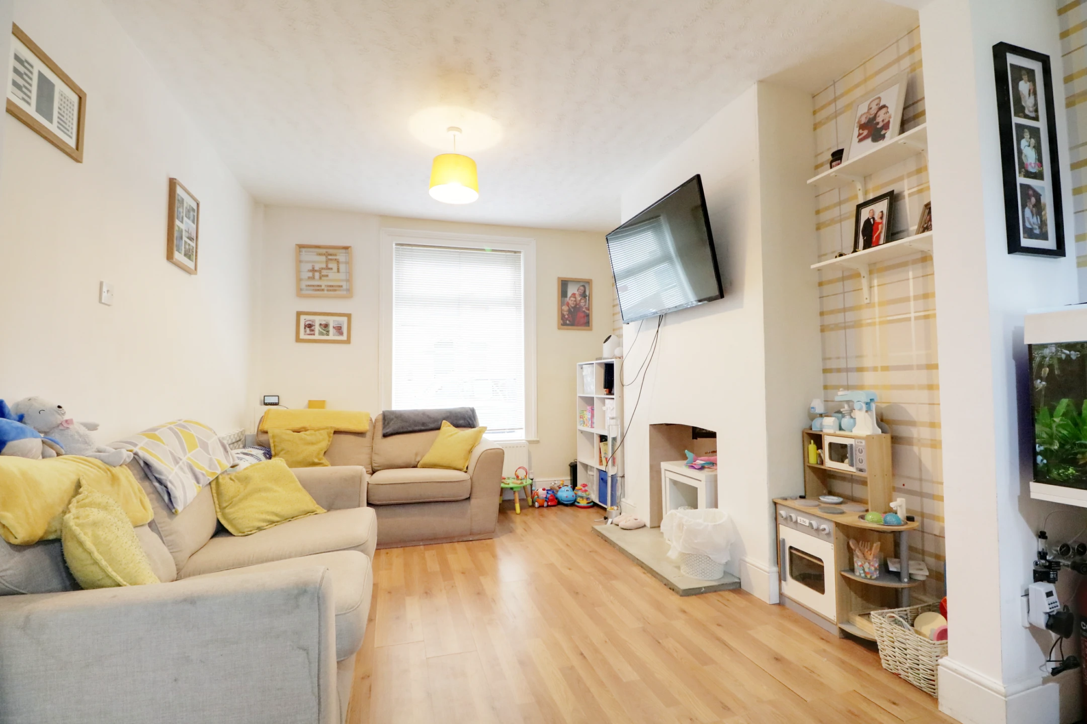 Property enquiry form background image