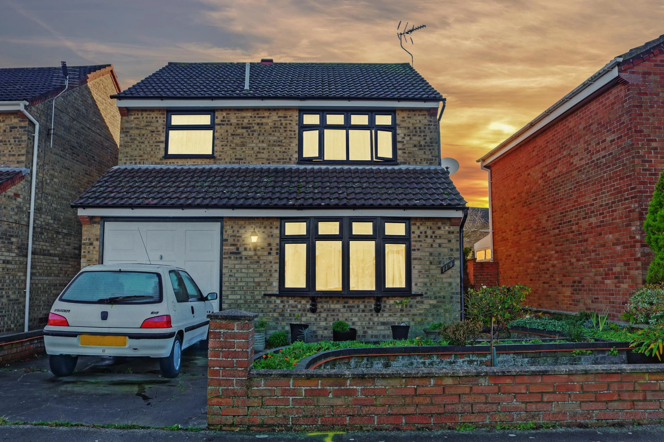 Property enquiry form background image