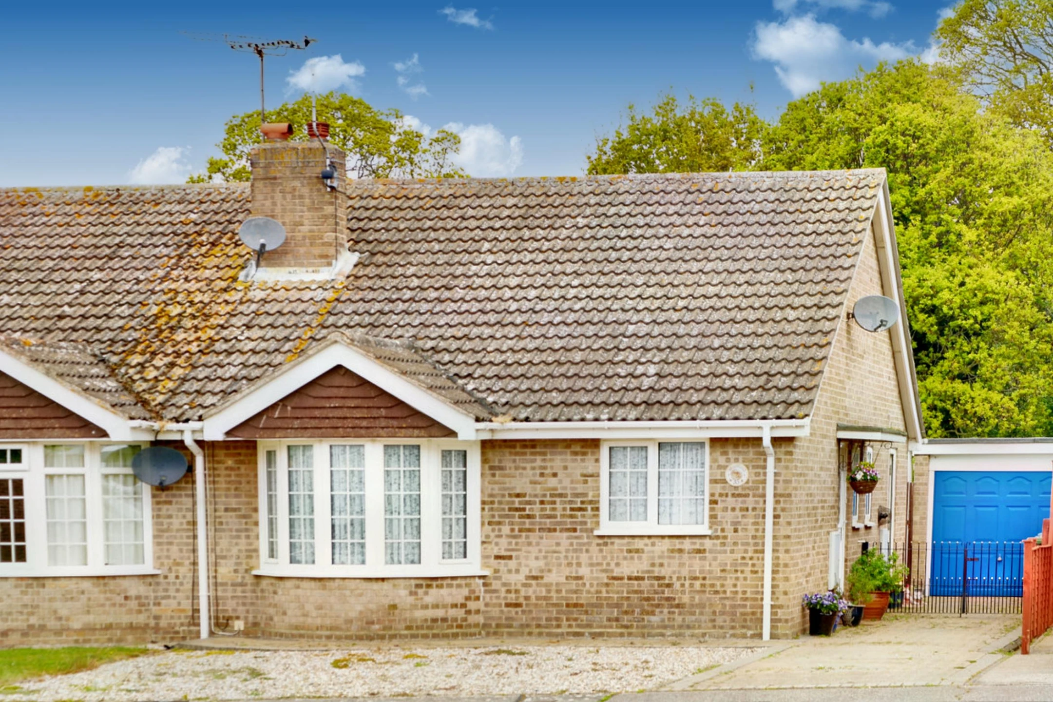 Property enquiry form background image