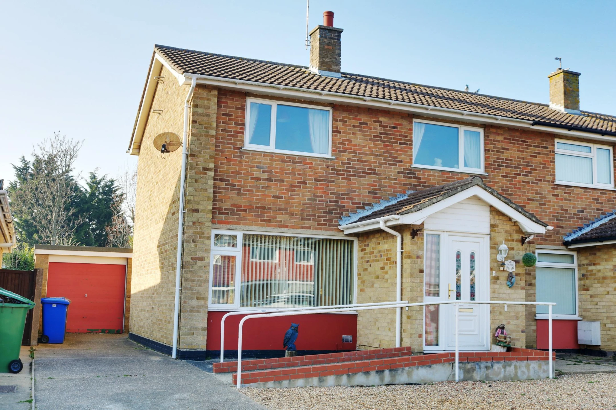 Property enquiry form background image