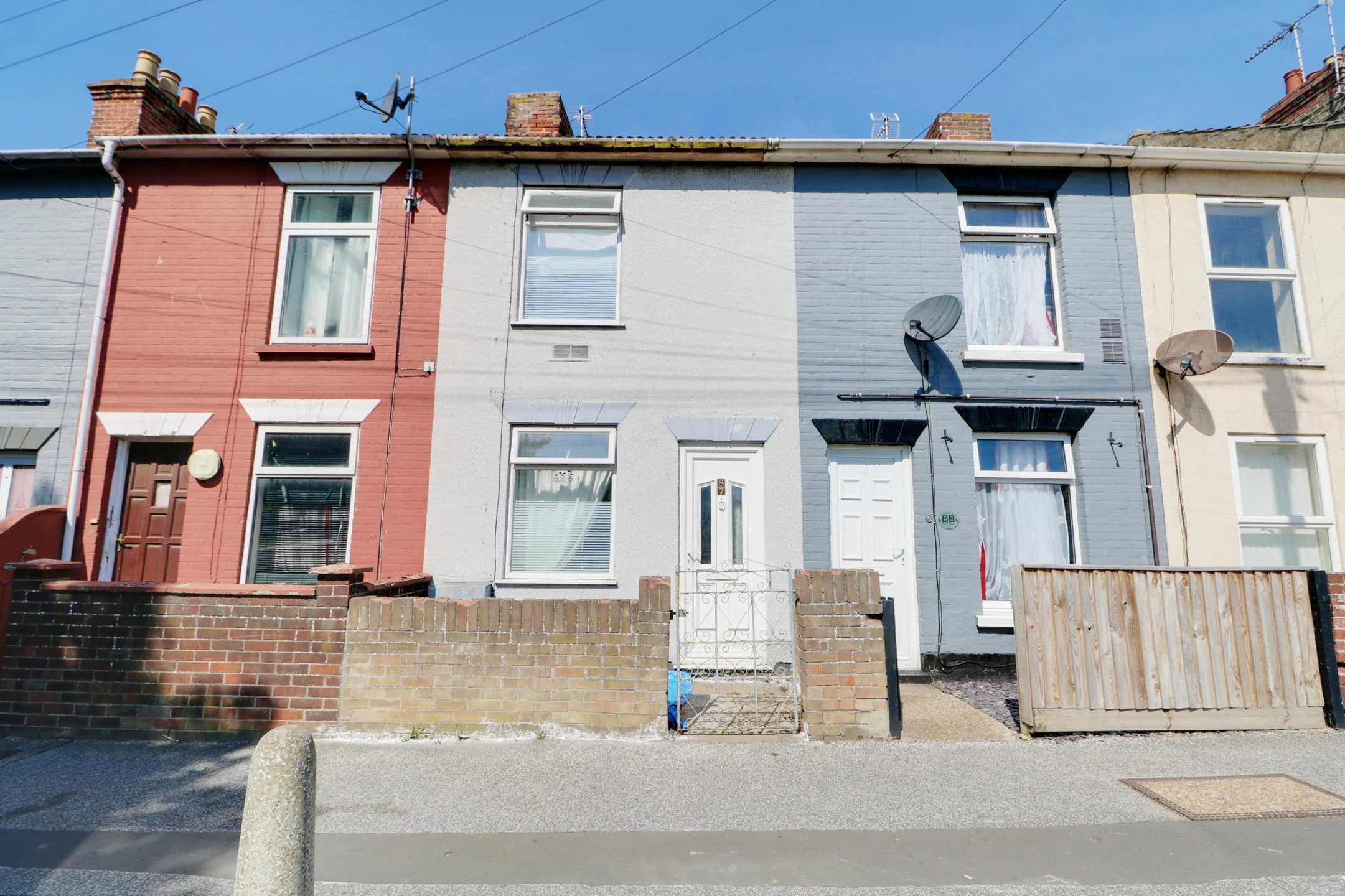 Property enquiry form background image