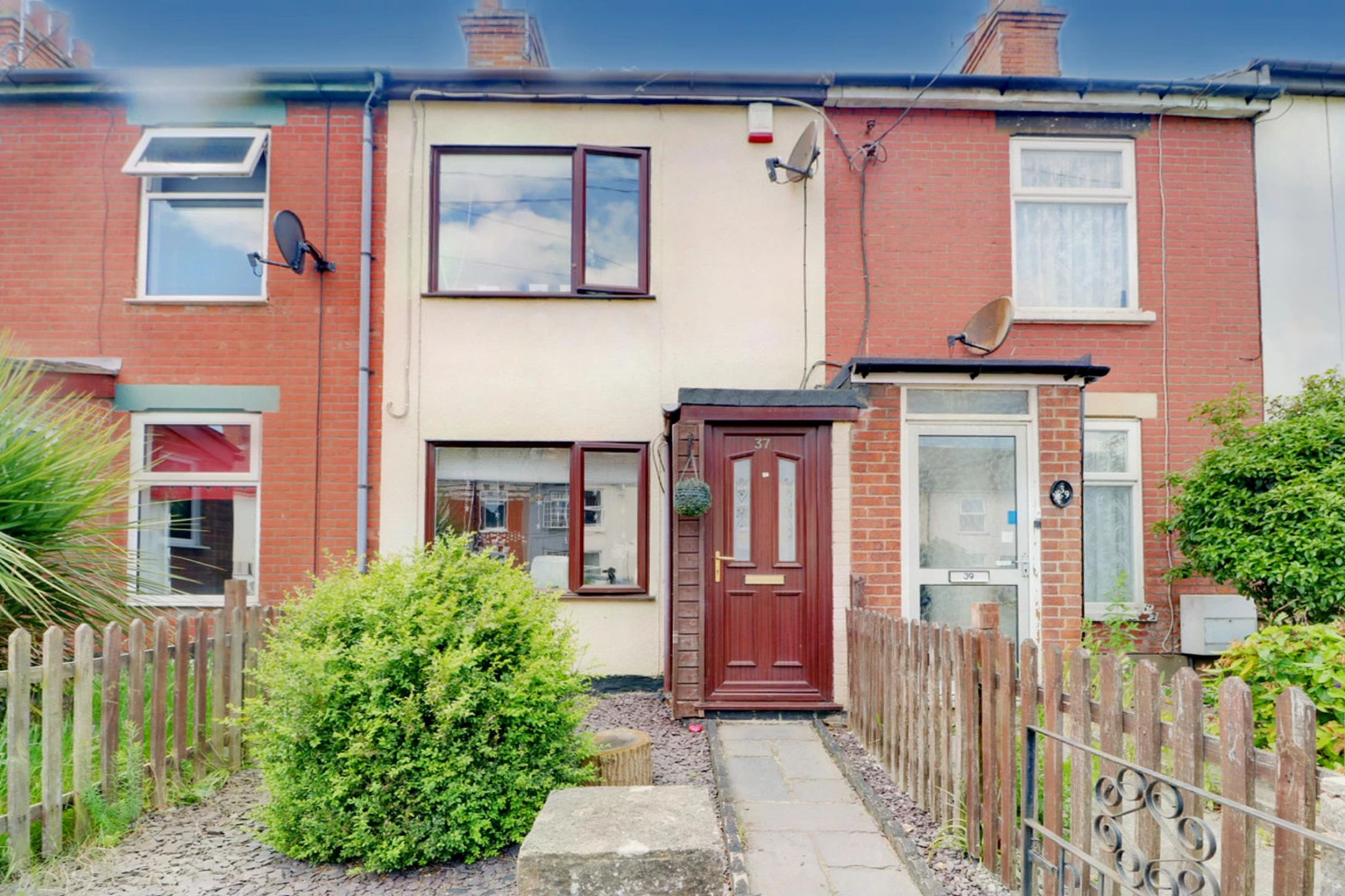 Property enquiry form background image
