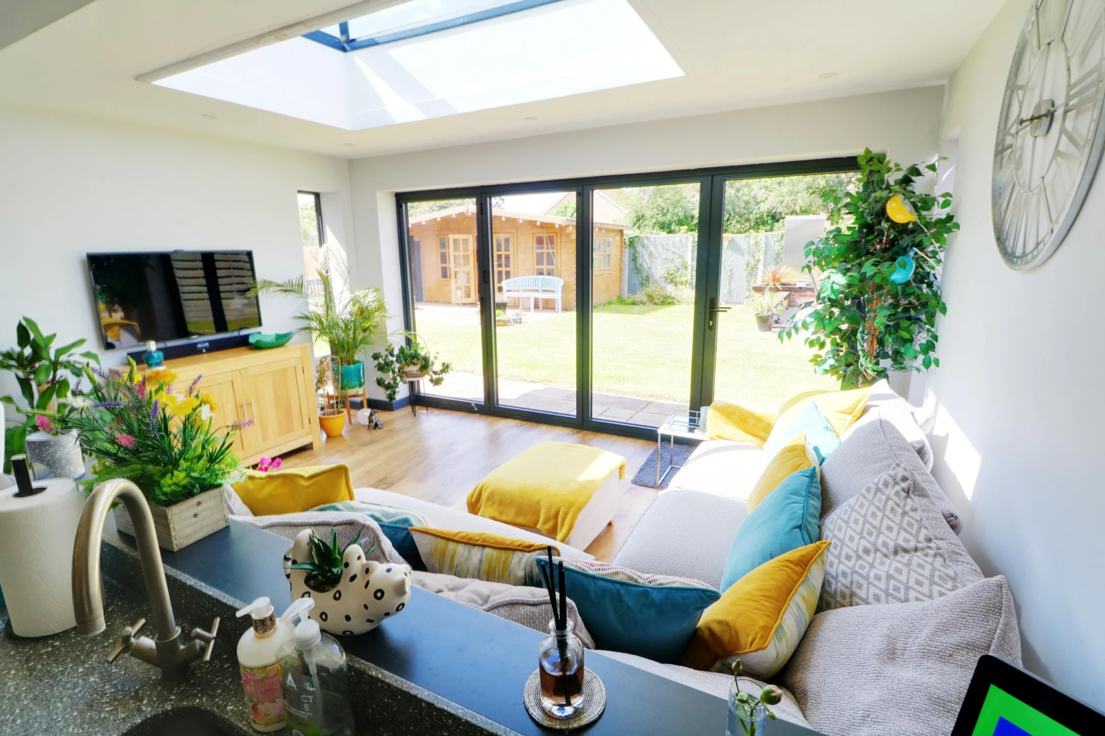 Property enquiry form background image