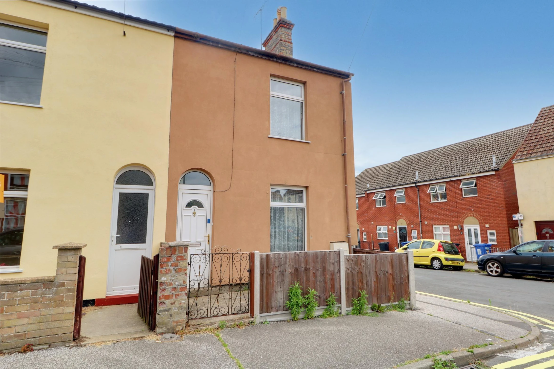 Property enquiry form background image