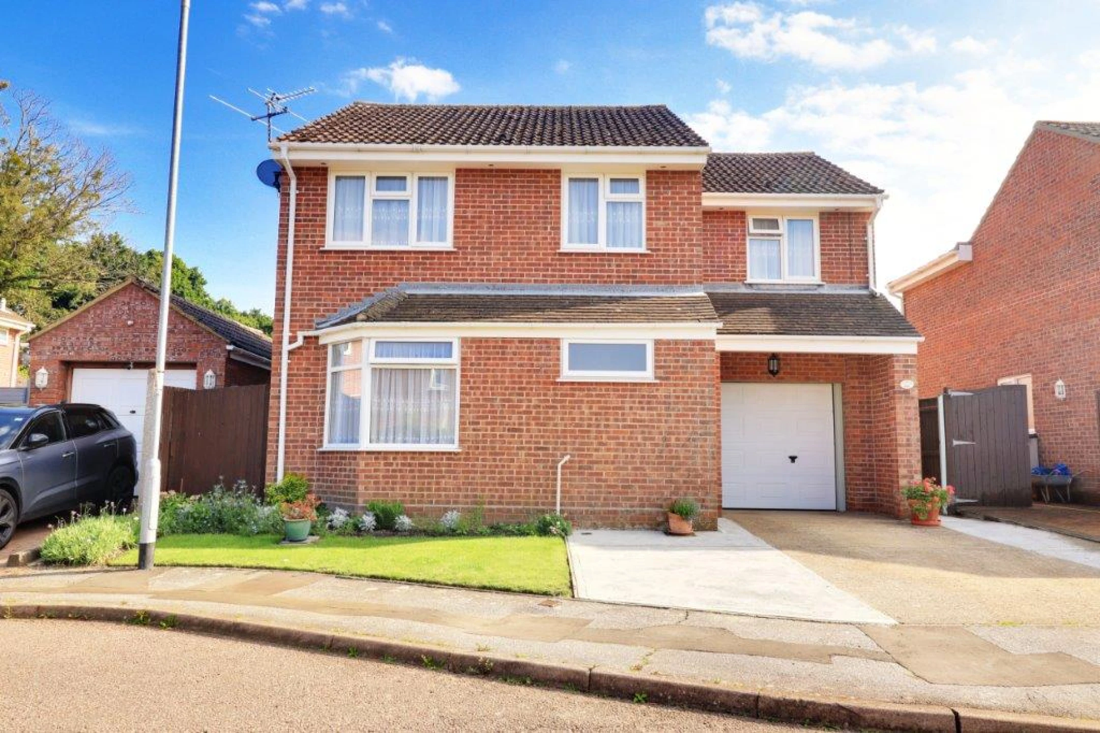 Property enquiry form background image