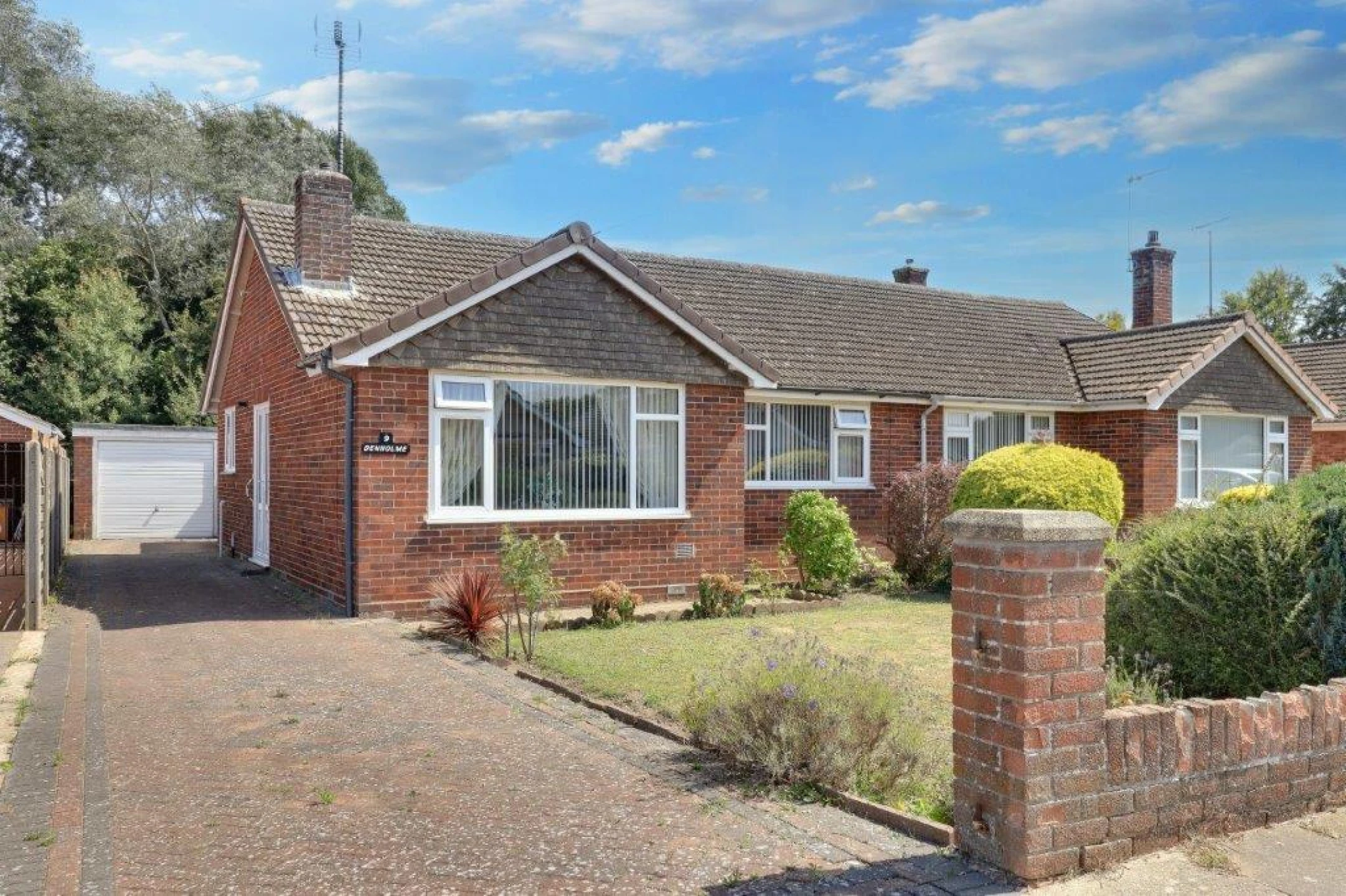 Property enquiry form background image
