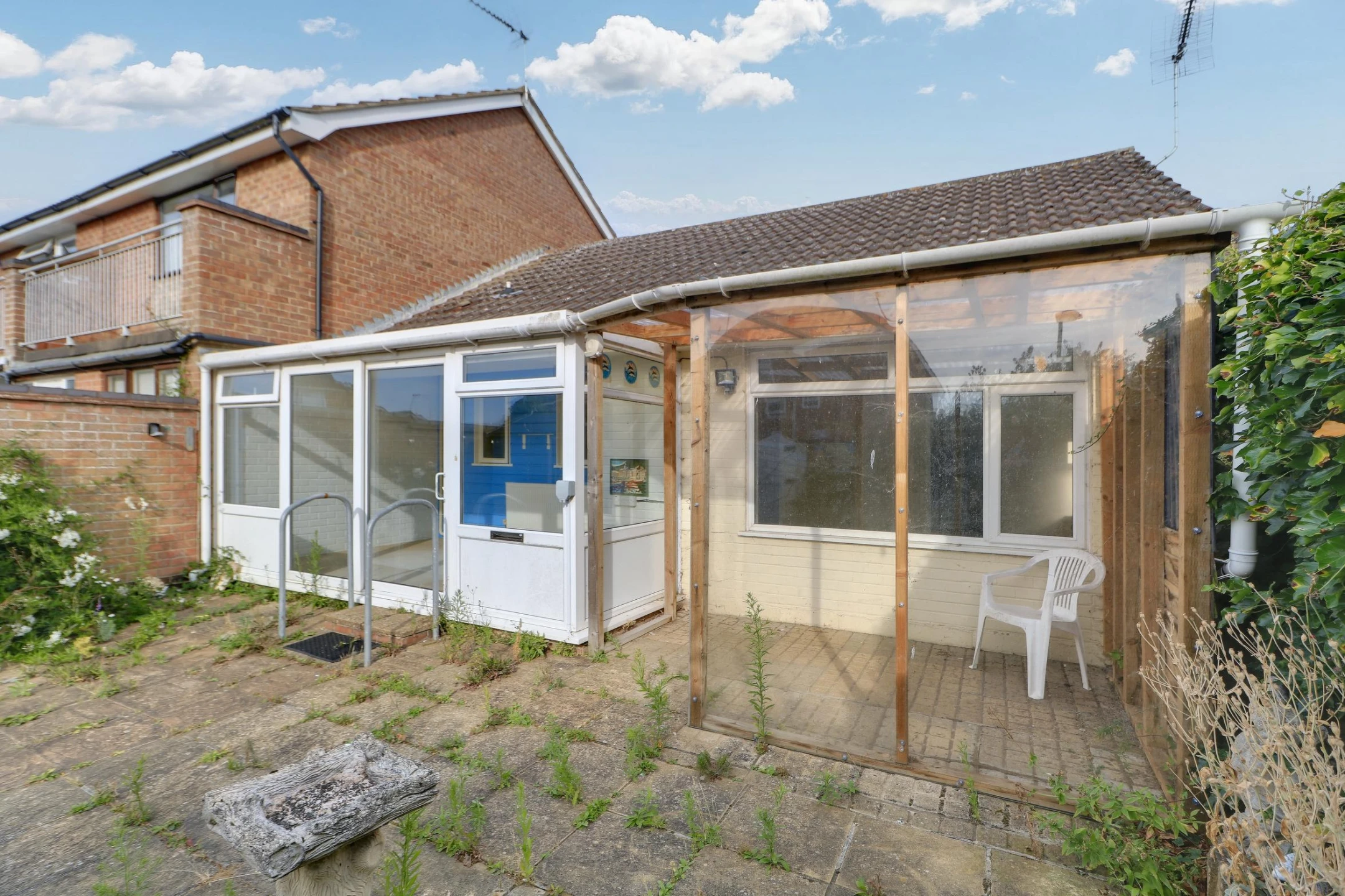 Property enquiry form background image