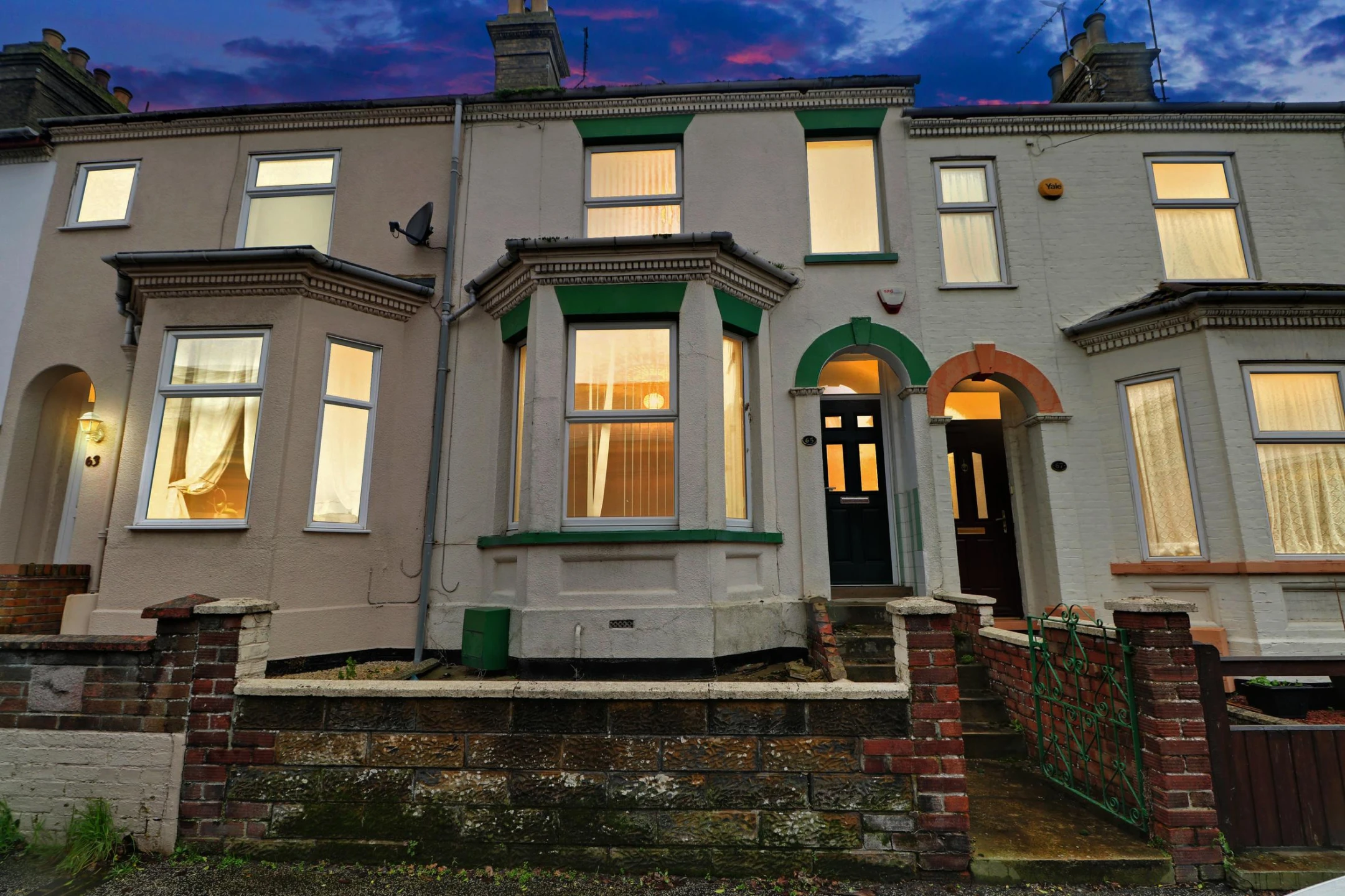 Property enquiry form background image