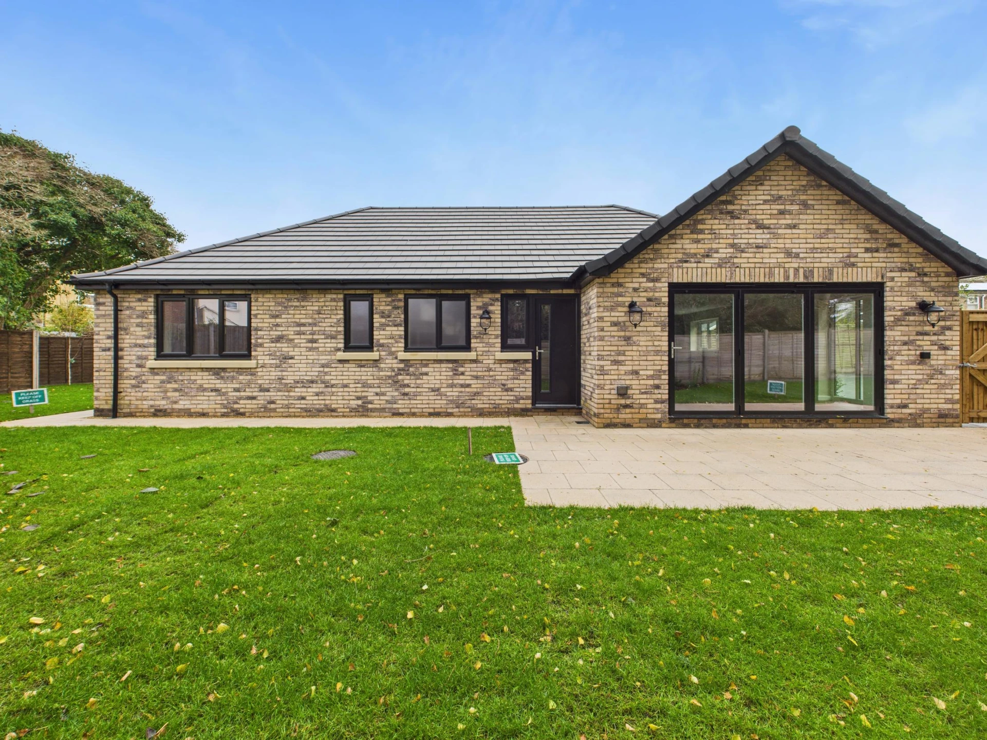 Property enquiry form background image