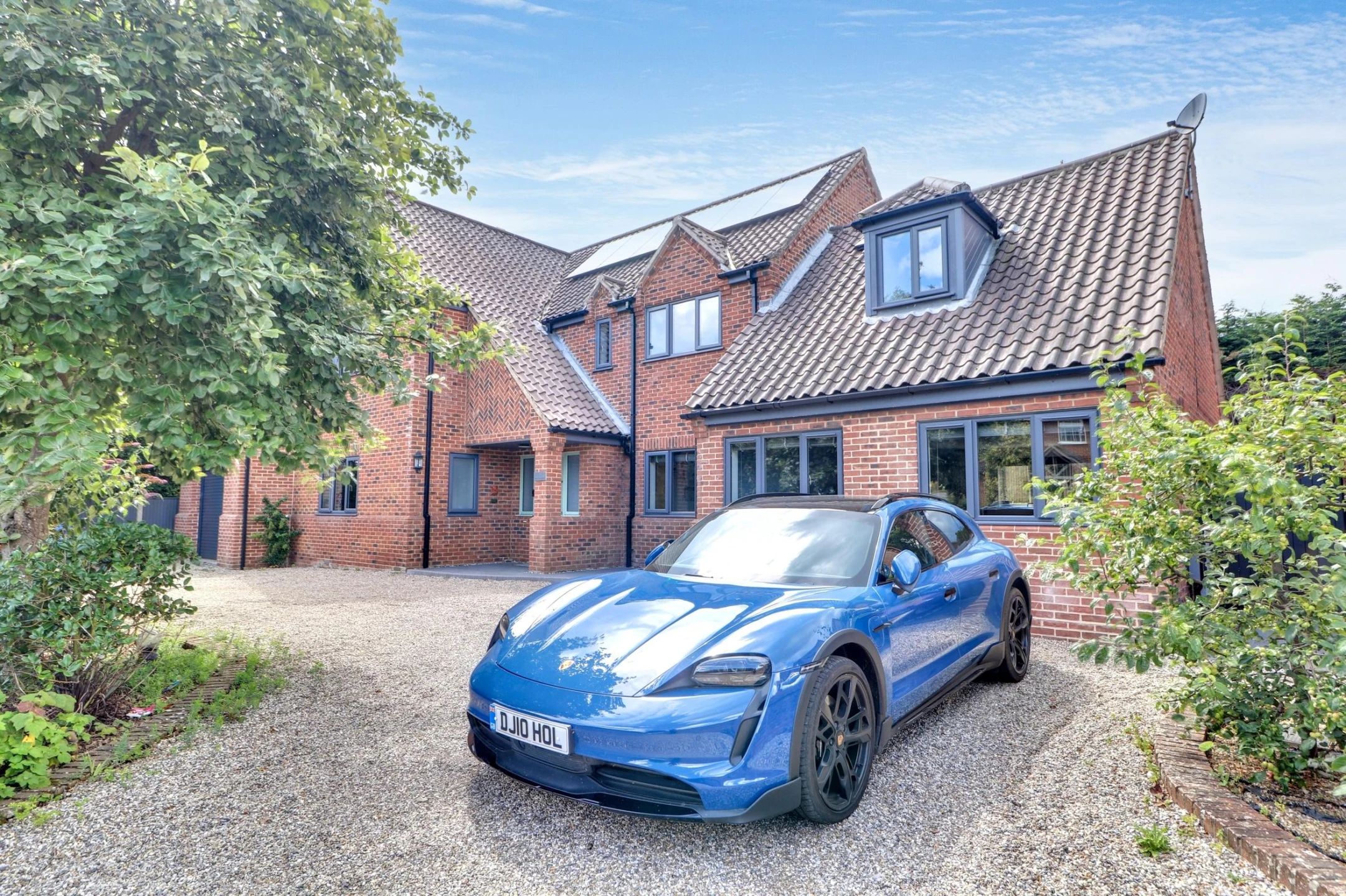 Property enquiry form background image