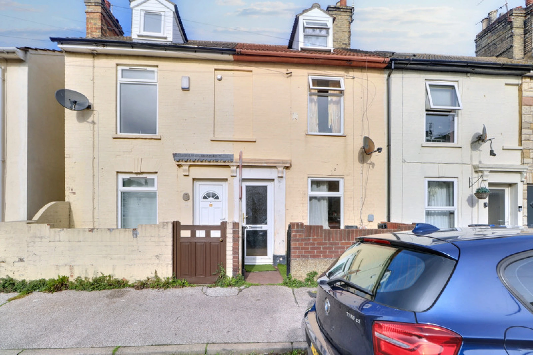 Property enquiry form background image