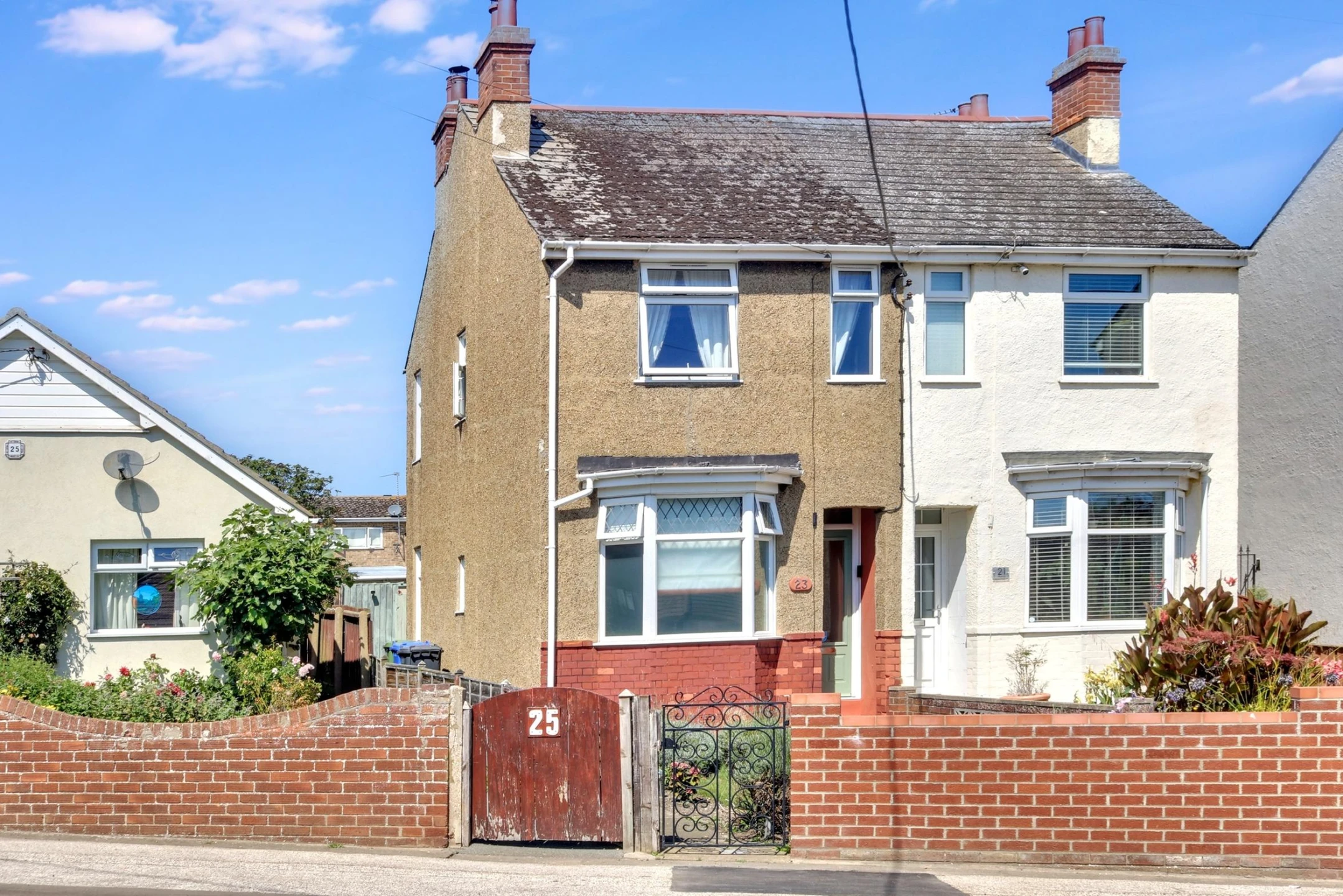 Property enquiry form background image