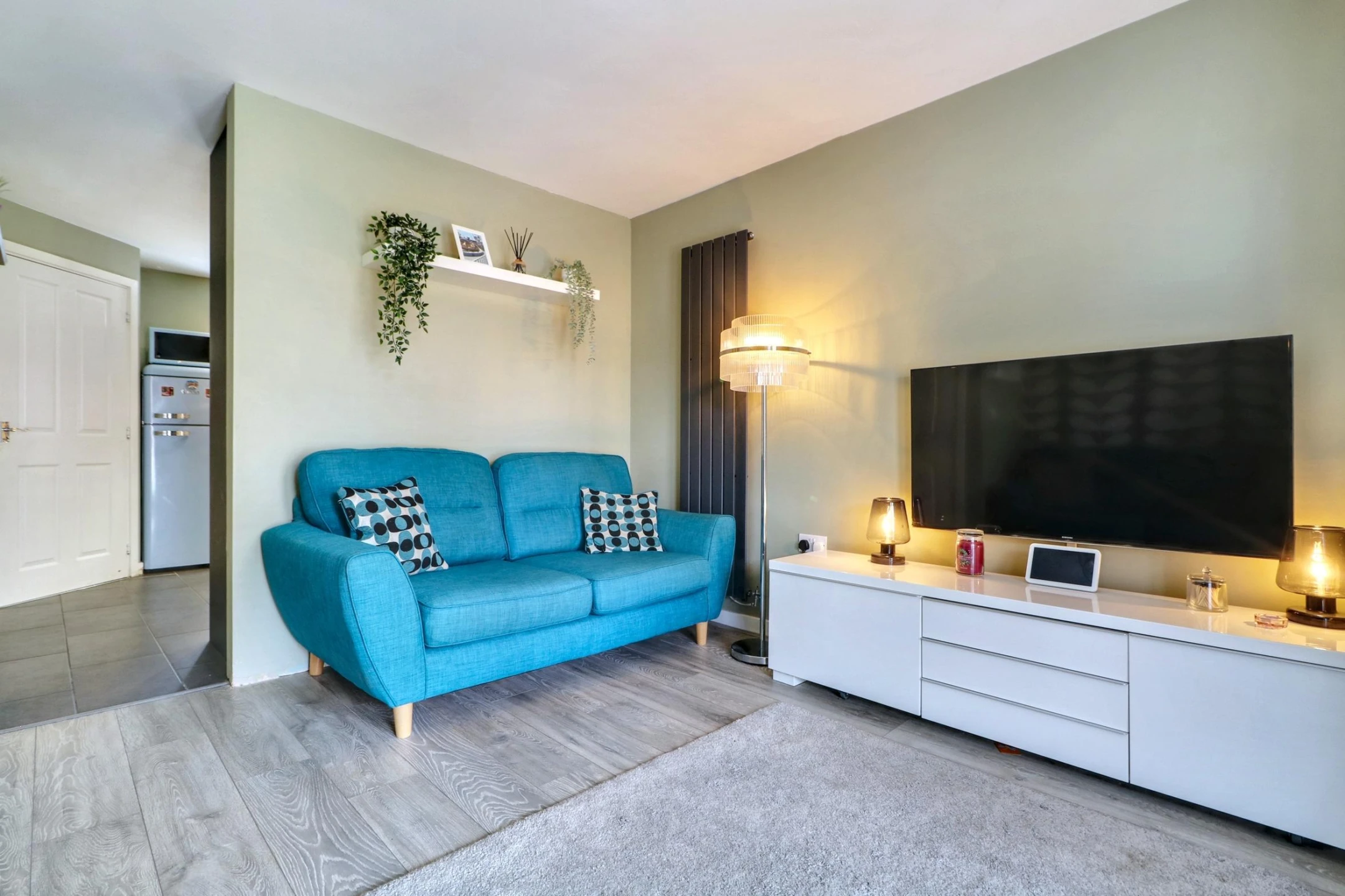 Property enquiry form background image