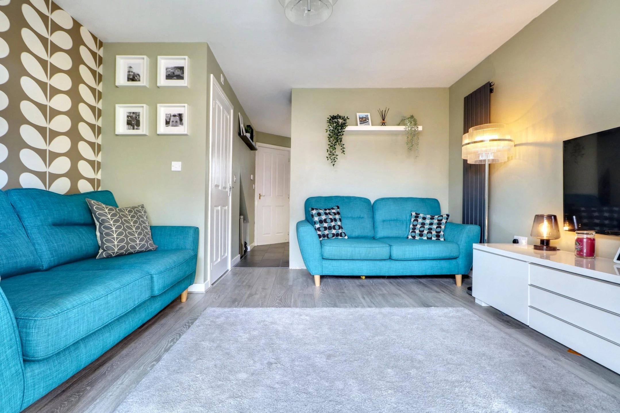 Property enquiry form background image