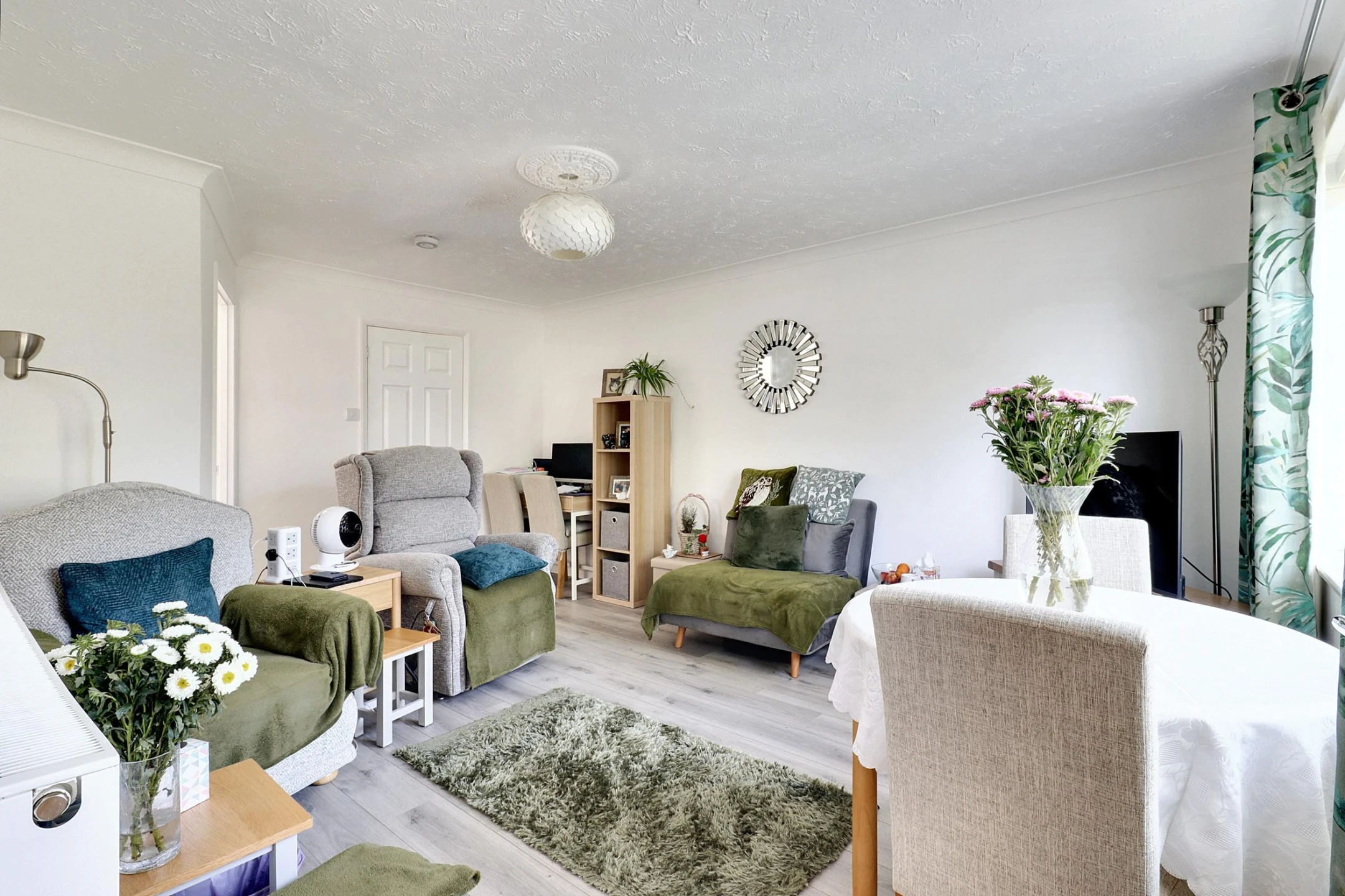 Property enquiry form background image