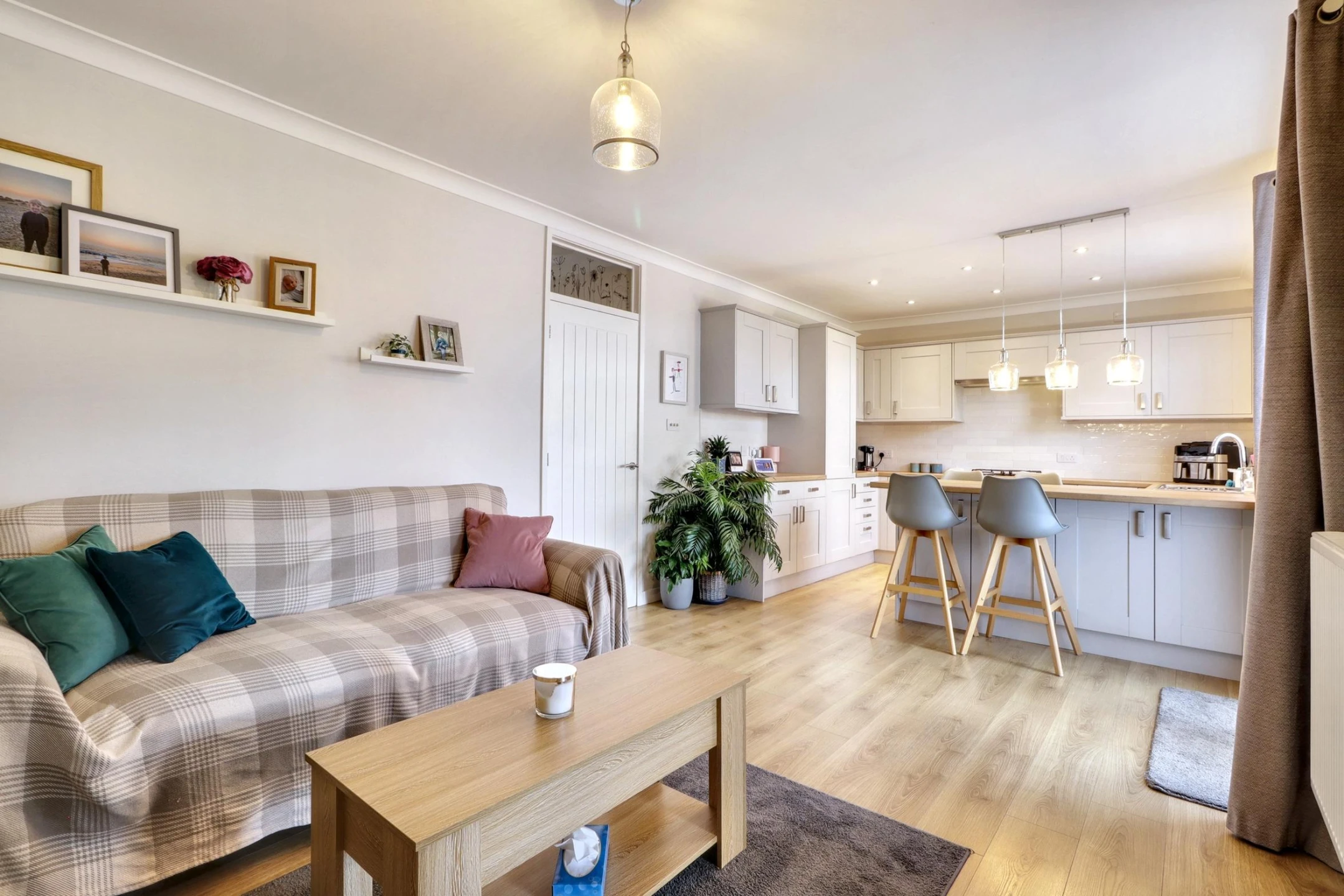 Property enquiry form background image