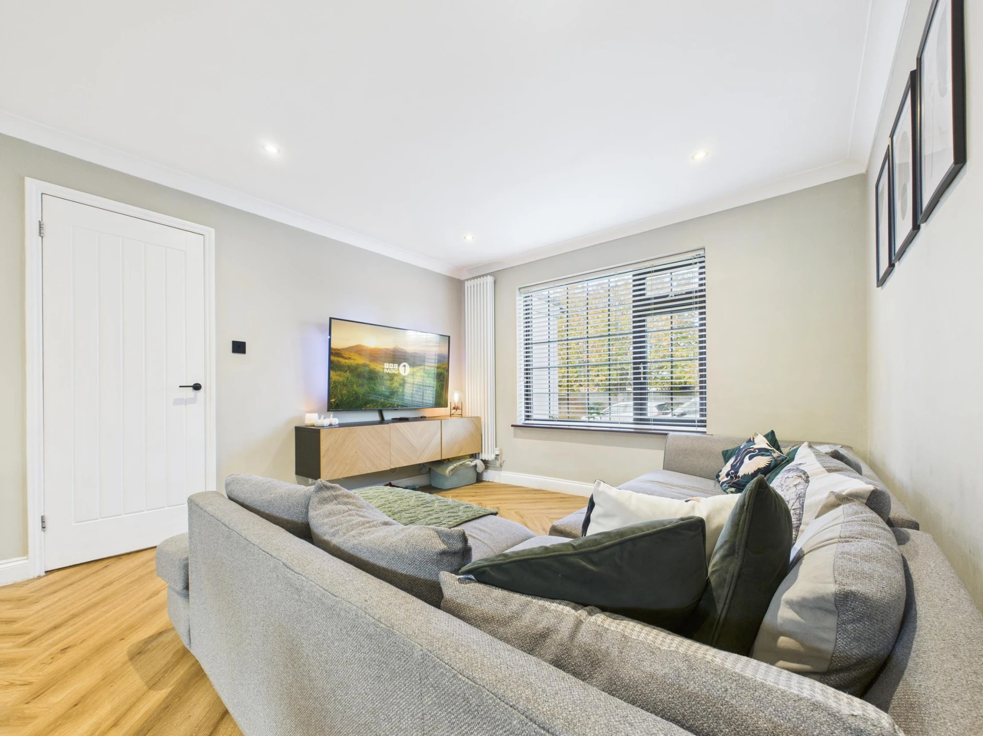 Property enquiry form background image