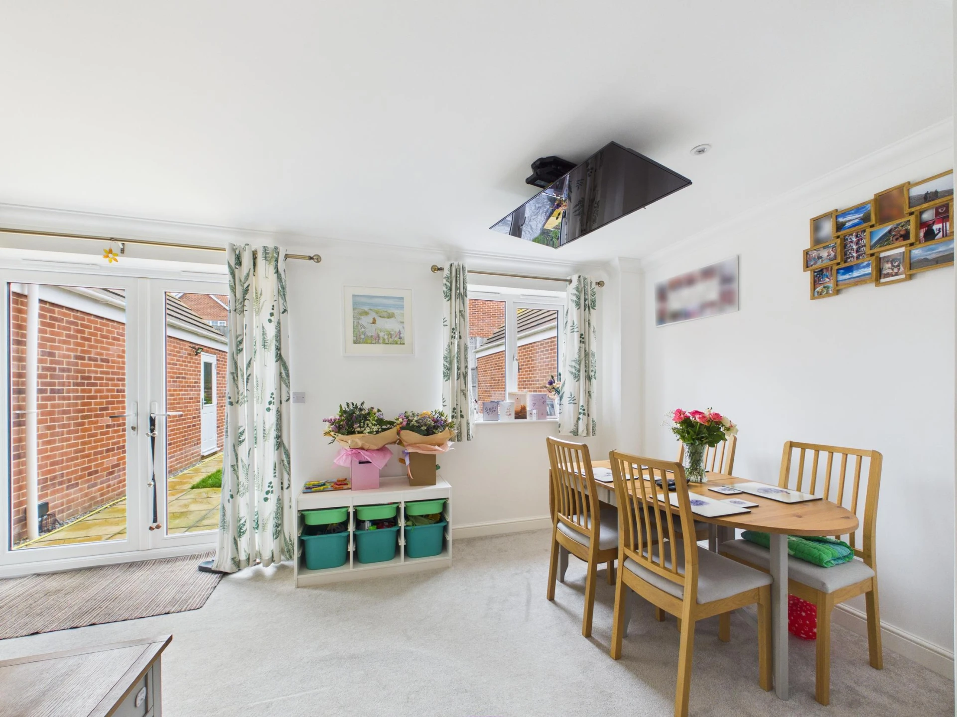 Property enquiry form background image