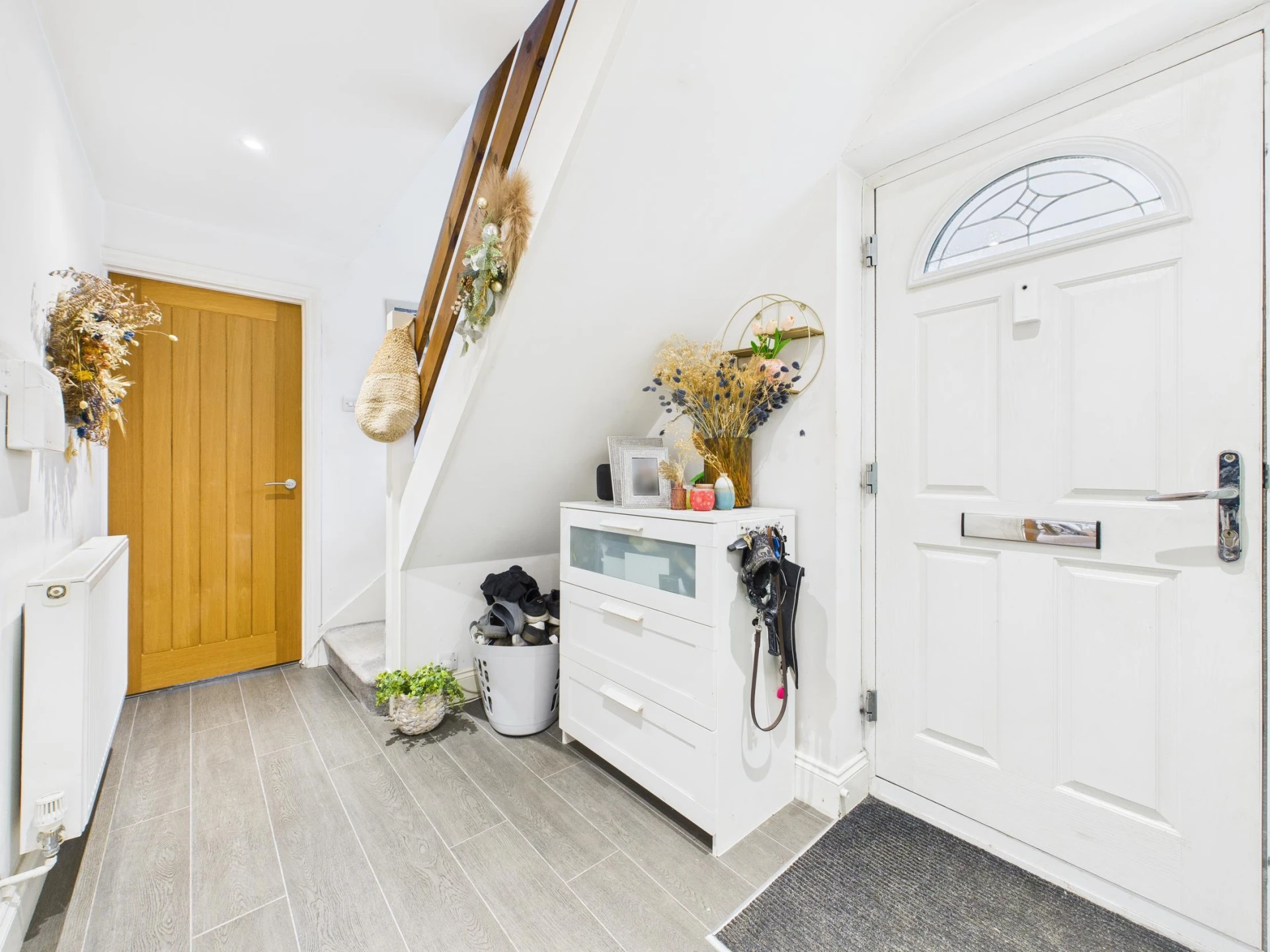 Property enquiry form background image