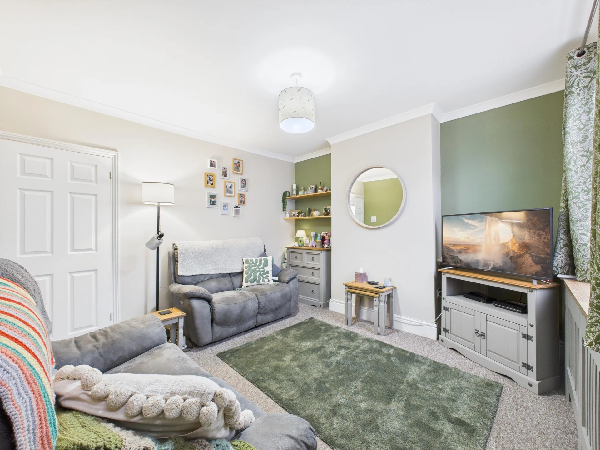 Property enquiry form background image