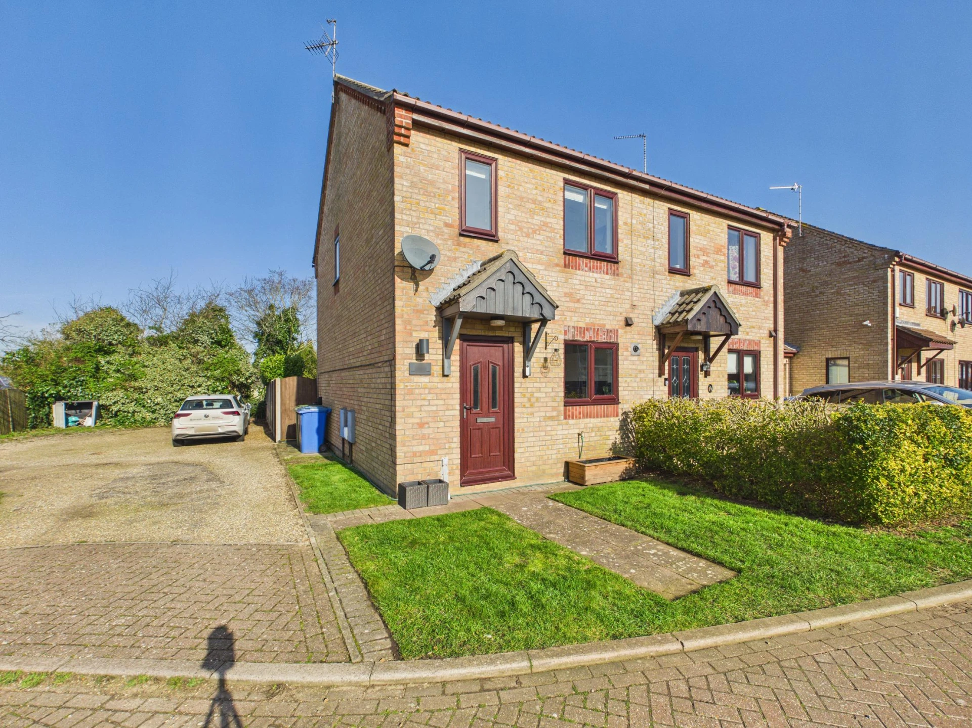 Property enquiry form background image