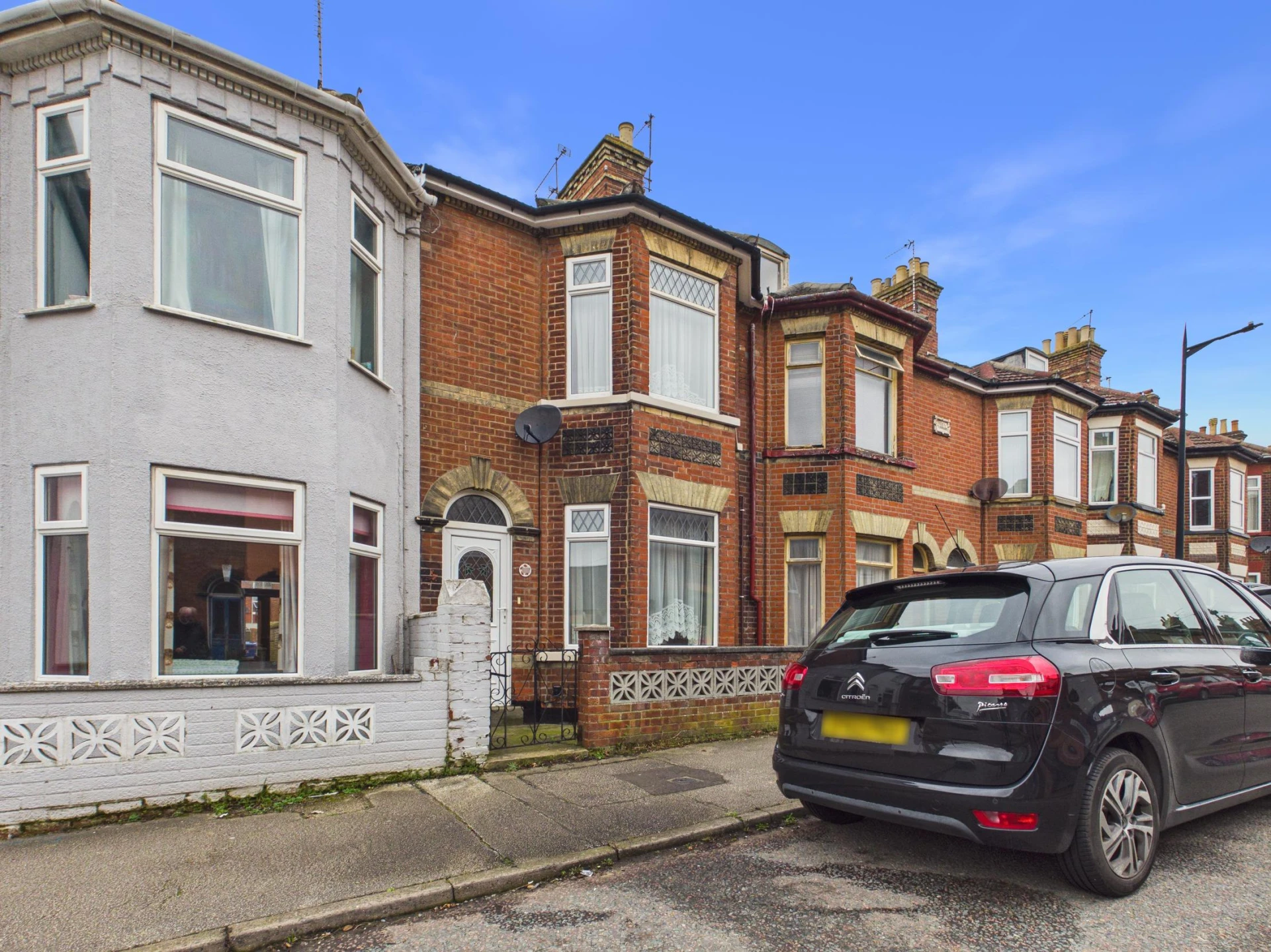 Property enquiry form background image