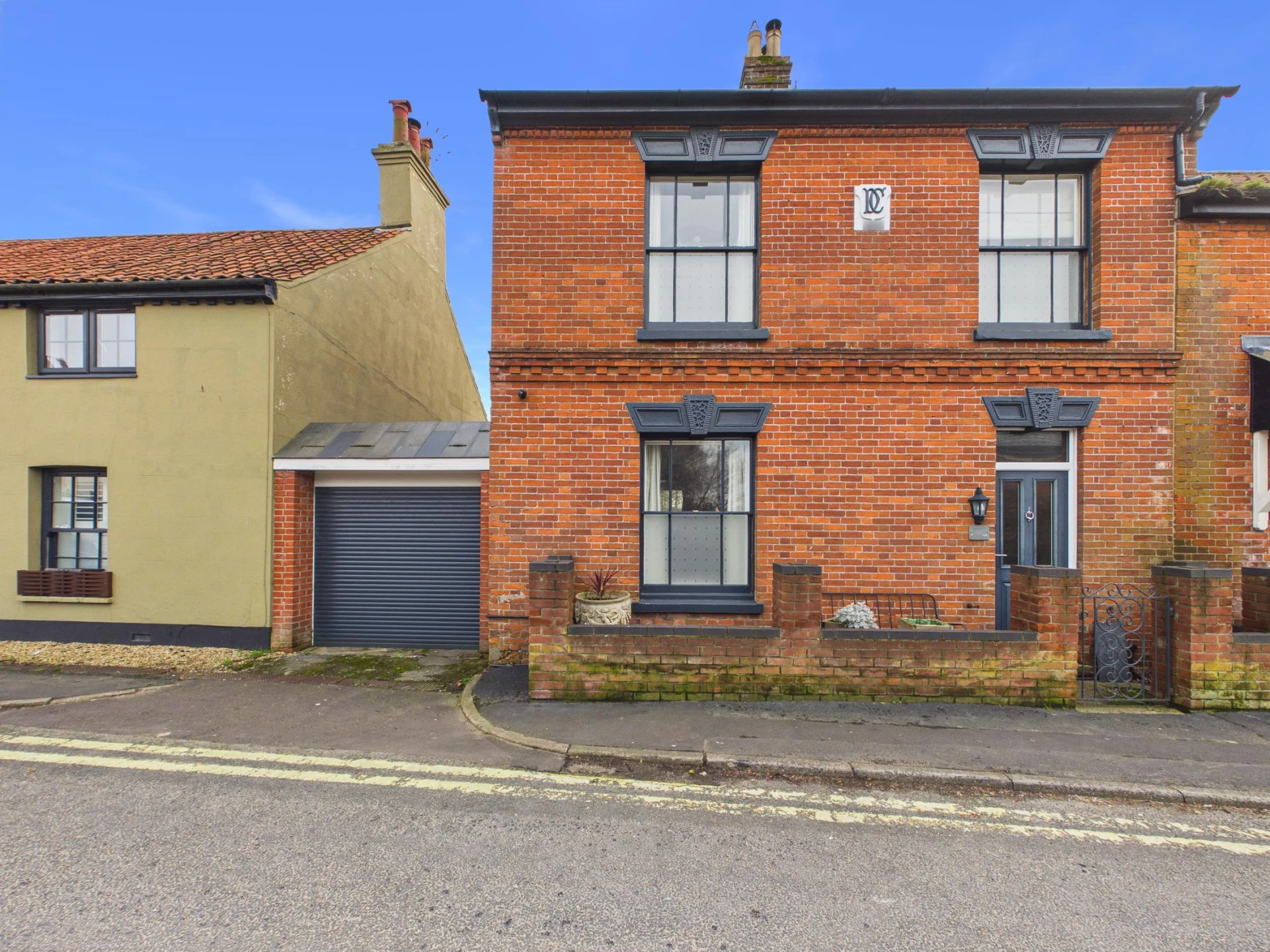 Property enquiry form background image