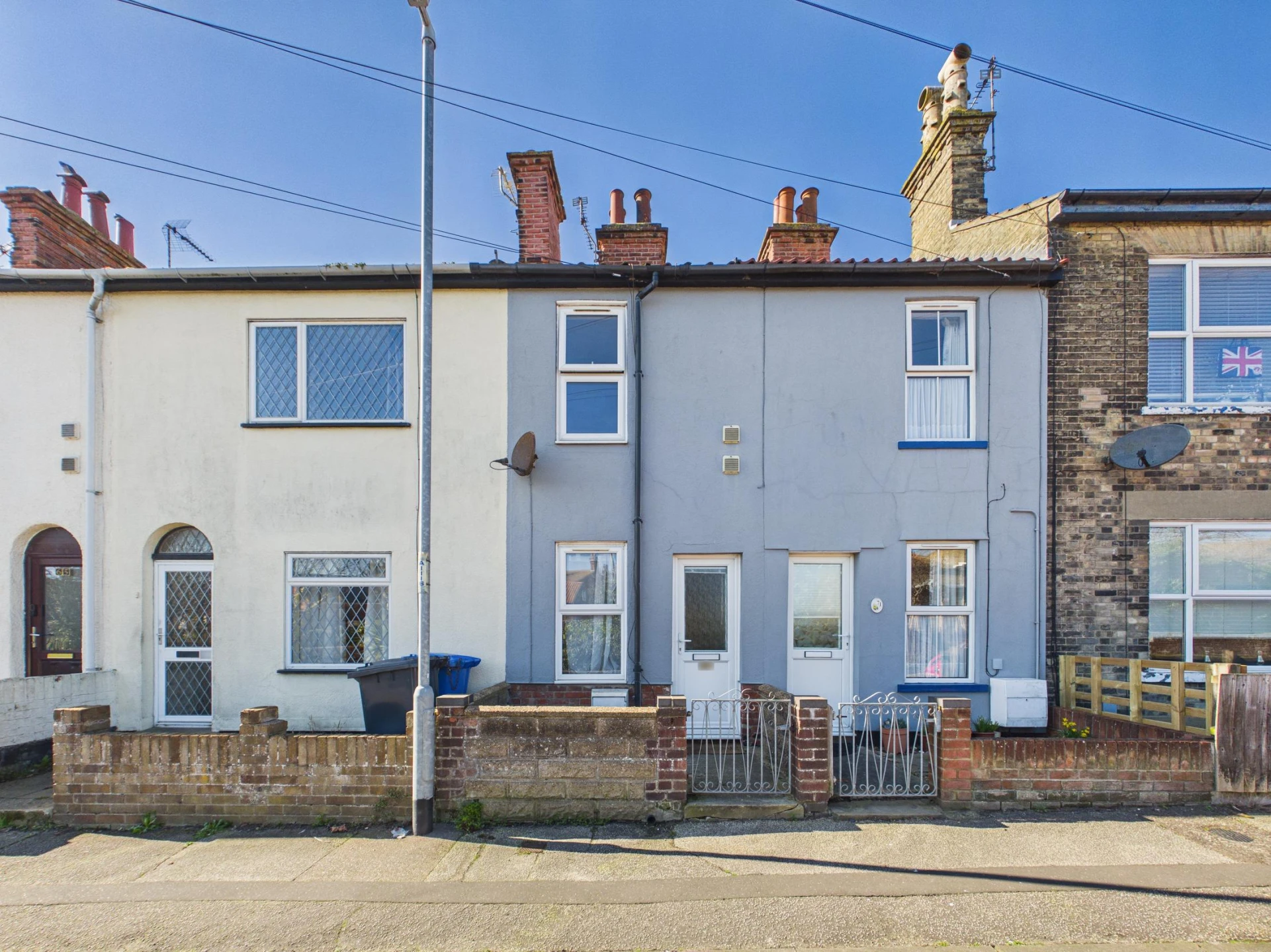 Property enquiry form background image